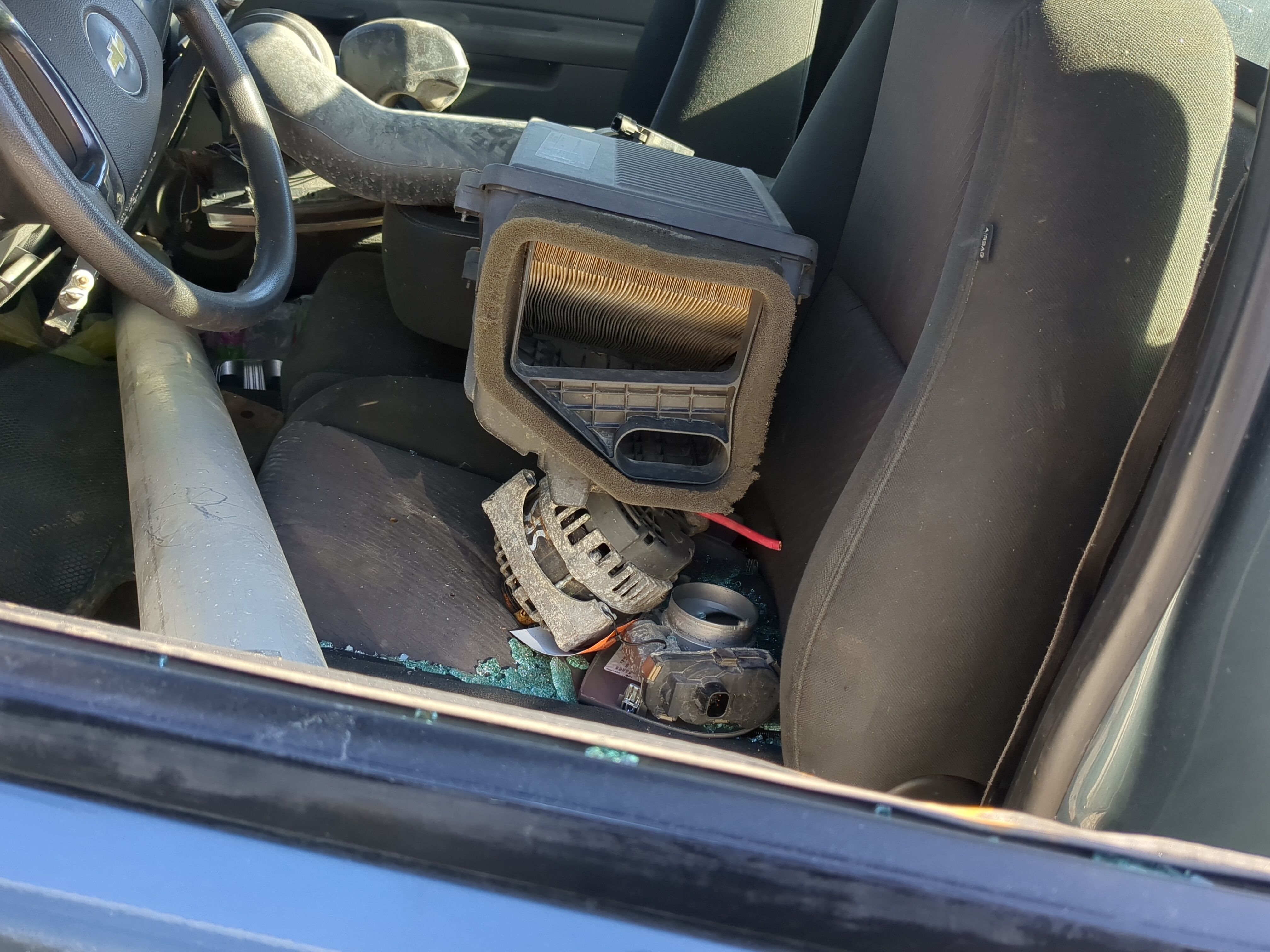 Picture of Chevrolet Silverado 1500 Pickup Driver Front Seat Oem 805389