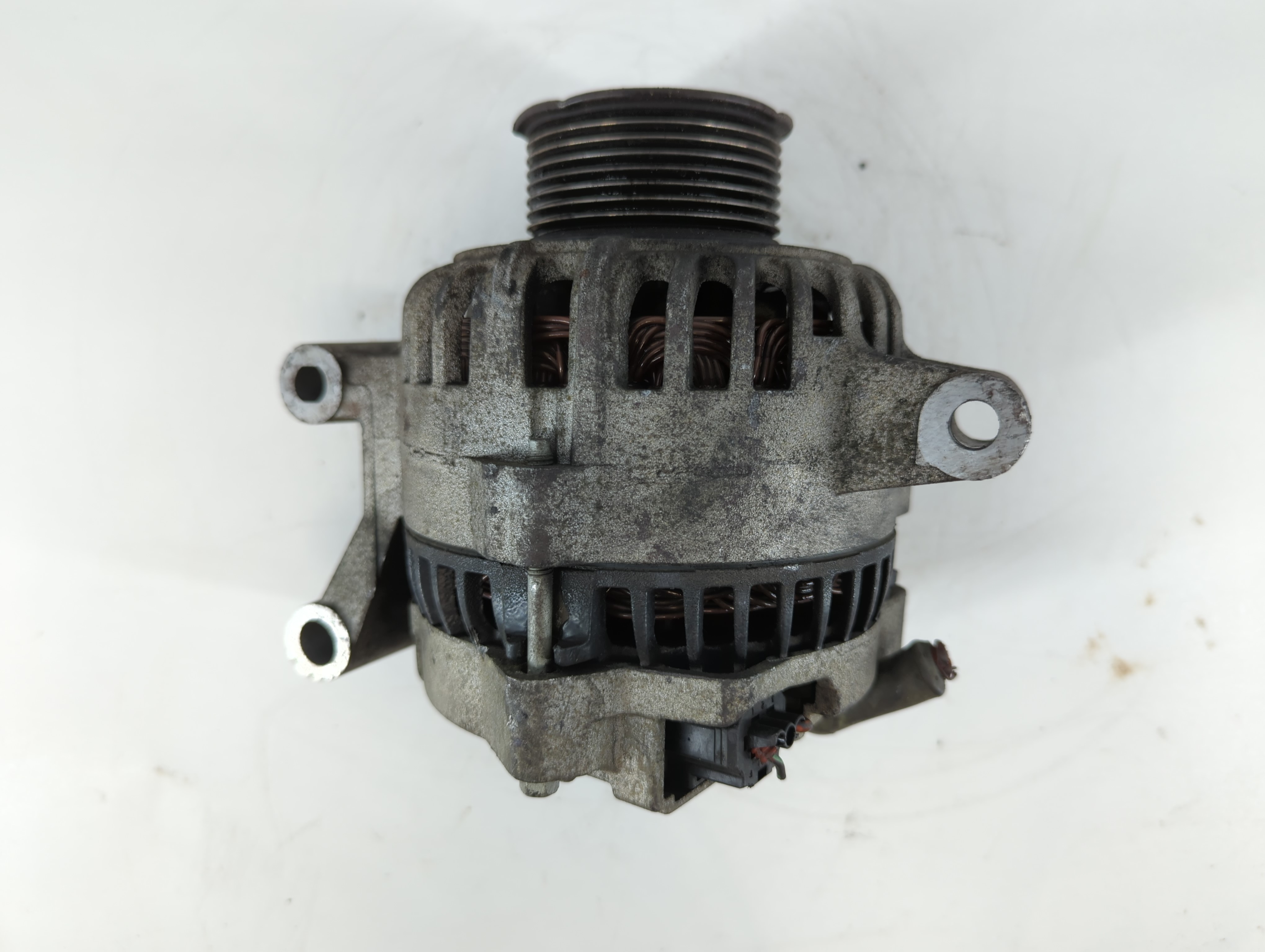 2006 Ford F-250 Super Duty Alternator Generator Charging Assembly Engine Oem 805634 - Oemusedautoparts1.com