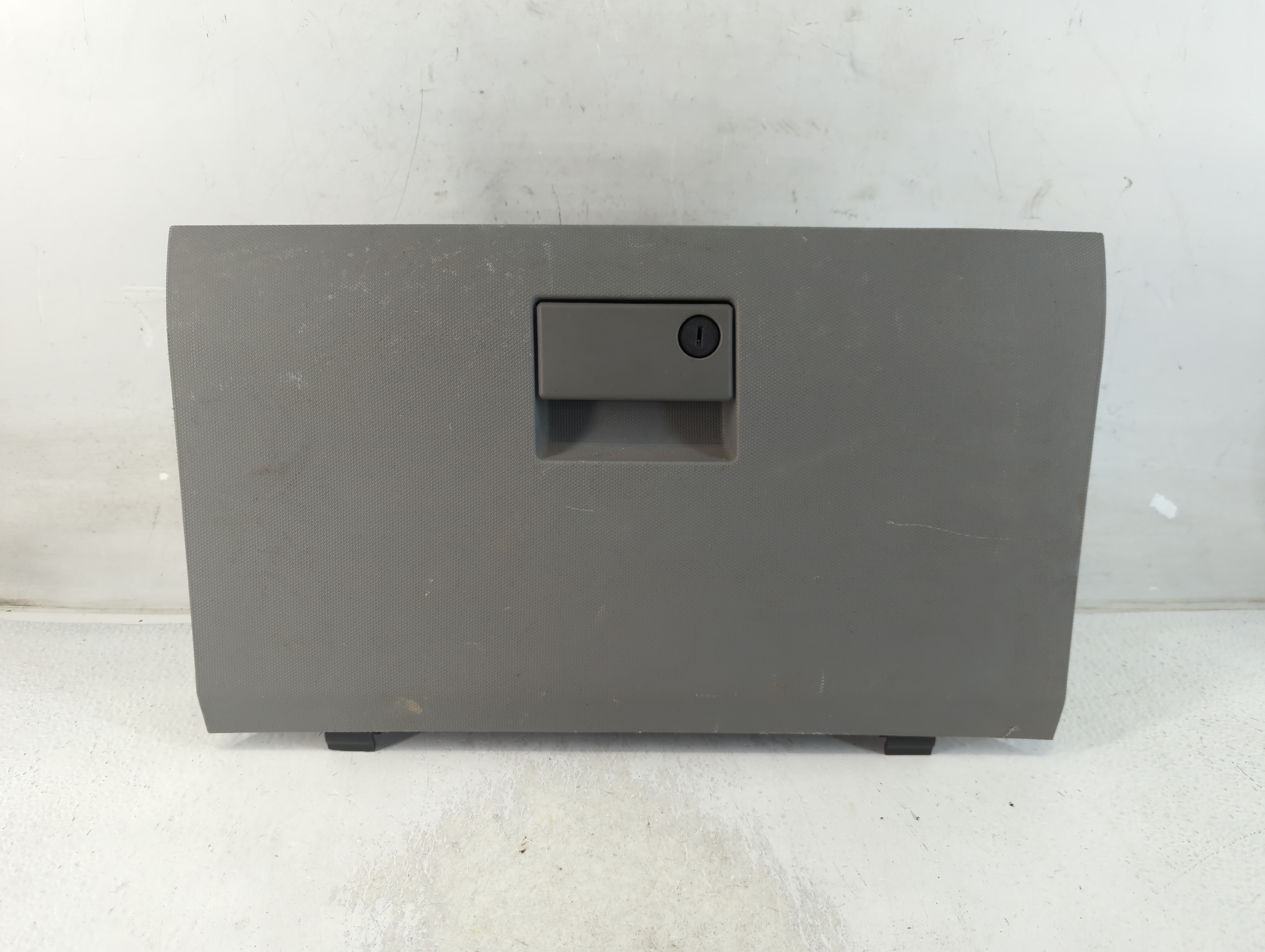 Picture of 2008 Chrysler Sebring Passenger Glove Box Door Storage Compartment 805903