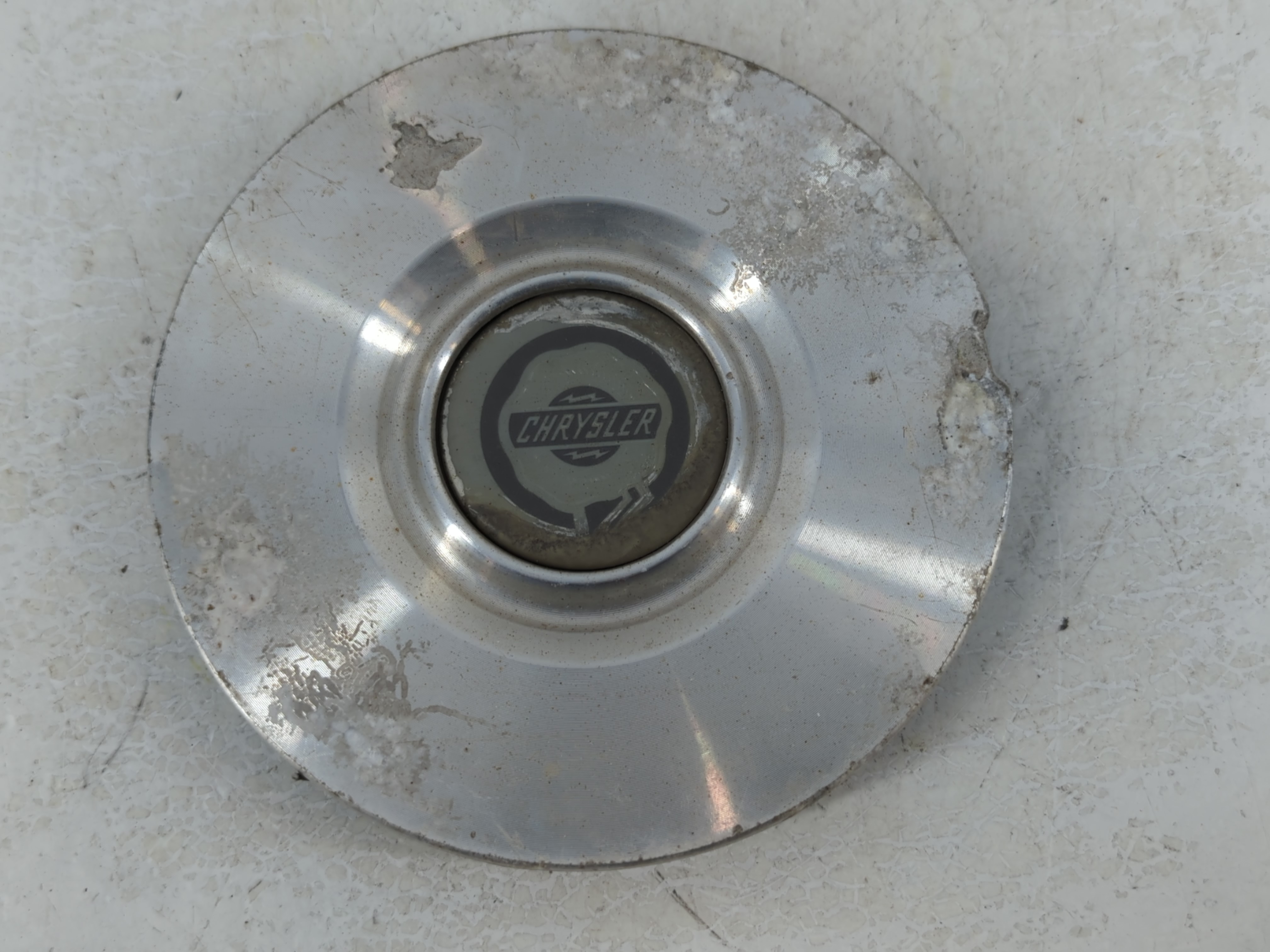 2008 Chrysler Sebring Center Cap Oem 805905 - Oemusedautoparts1.com