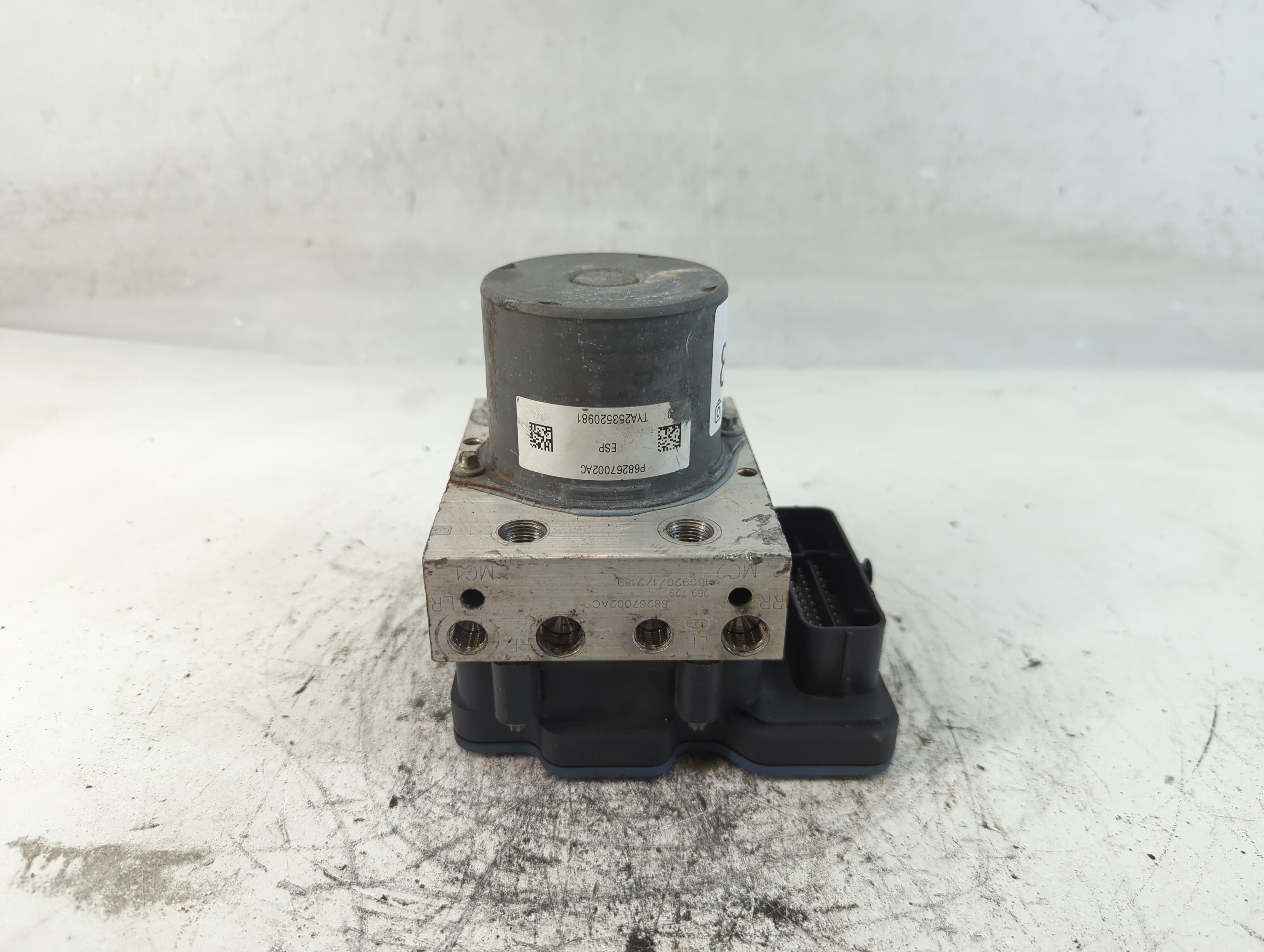 2016-2016 Chrysler 200 Abs Pump Control Module 805922 - Oemusedautoparts1.com