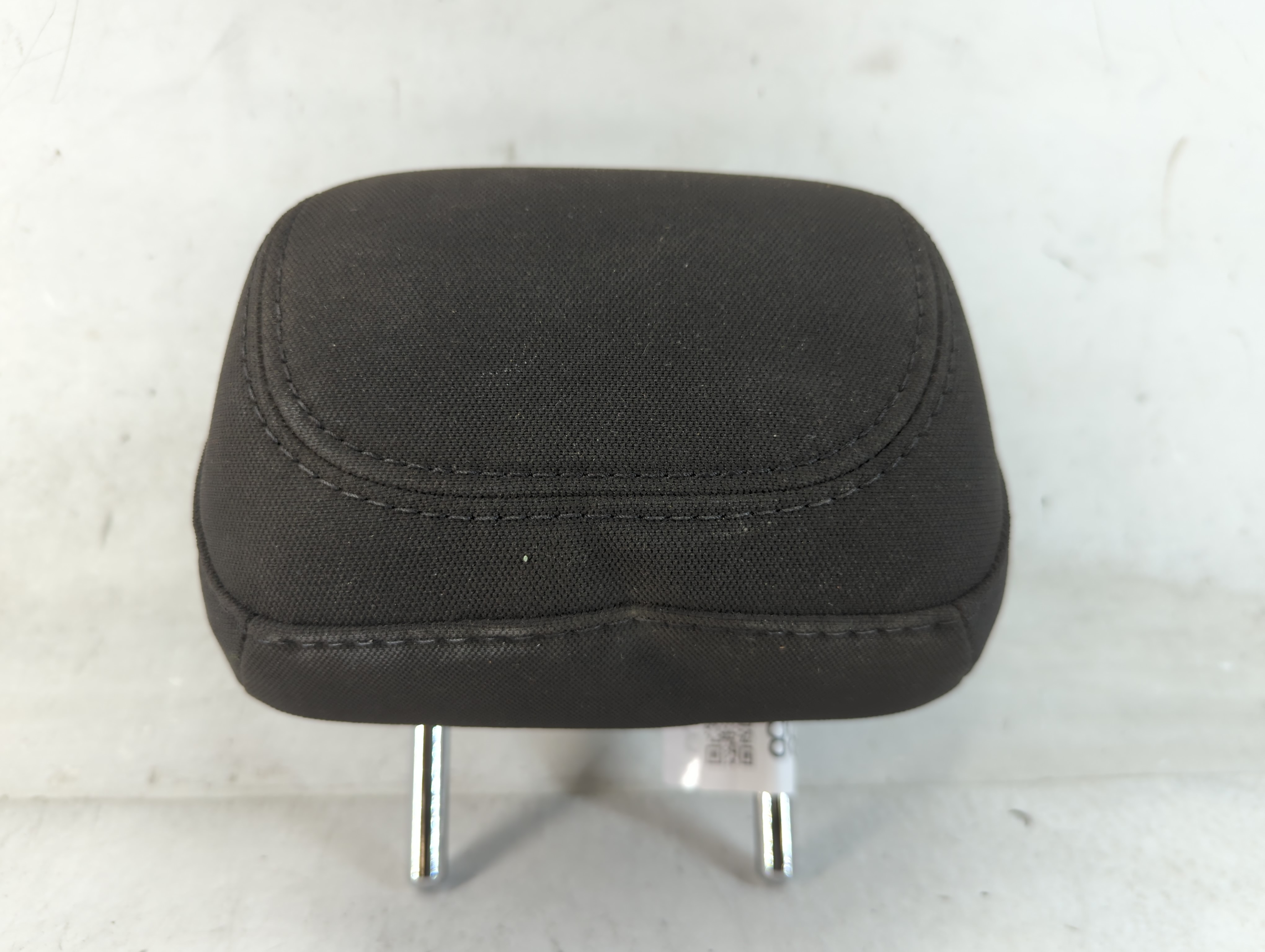 Picture of 2016 Chrysler 200 Headrest Head Rest Rear Center Seat Black 805938