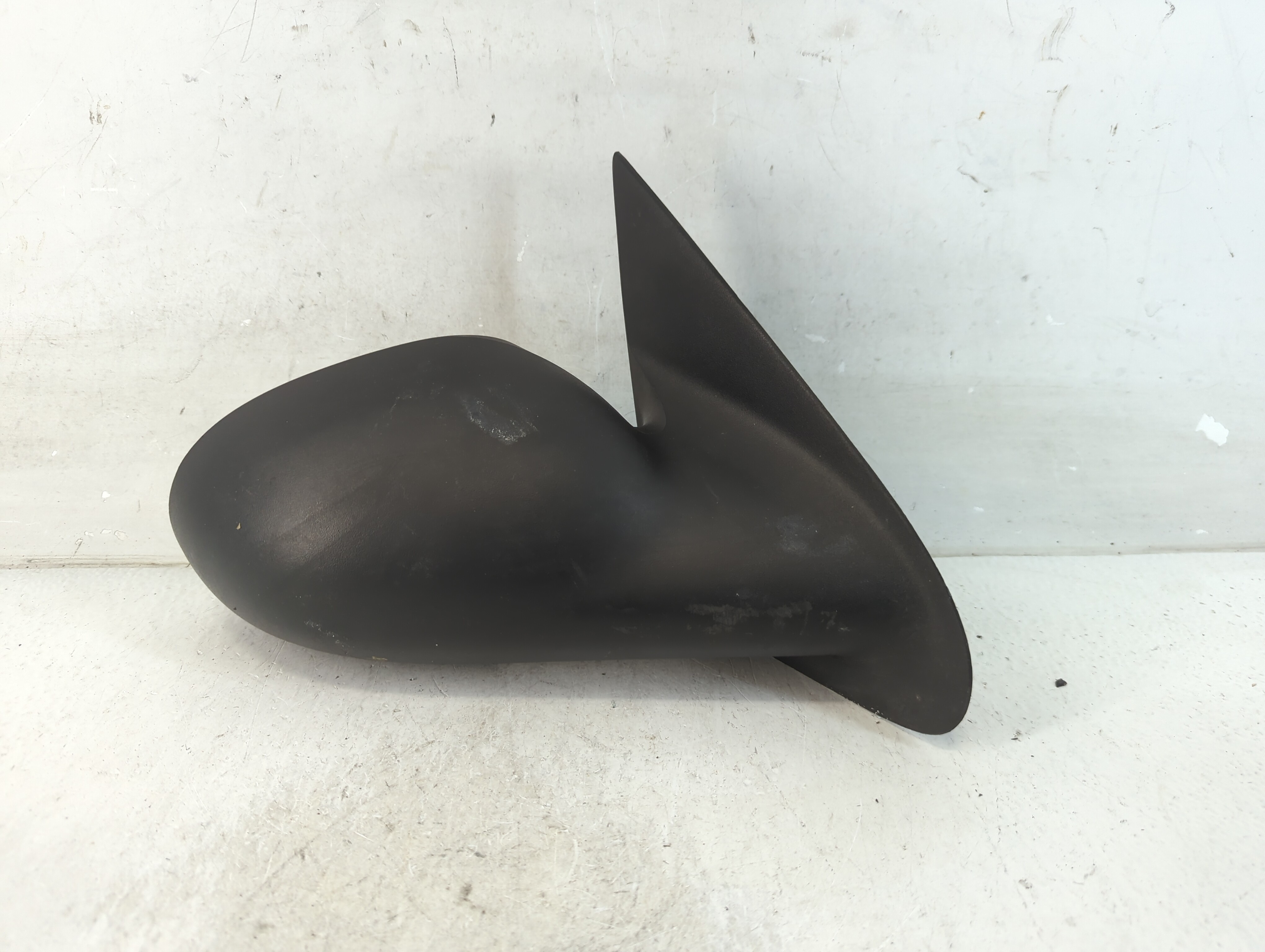 2000-2005 Dodge Neon Passenger Right Side View Power Door Mirror Black 806103 - Oemusedautoparts1.com