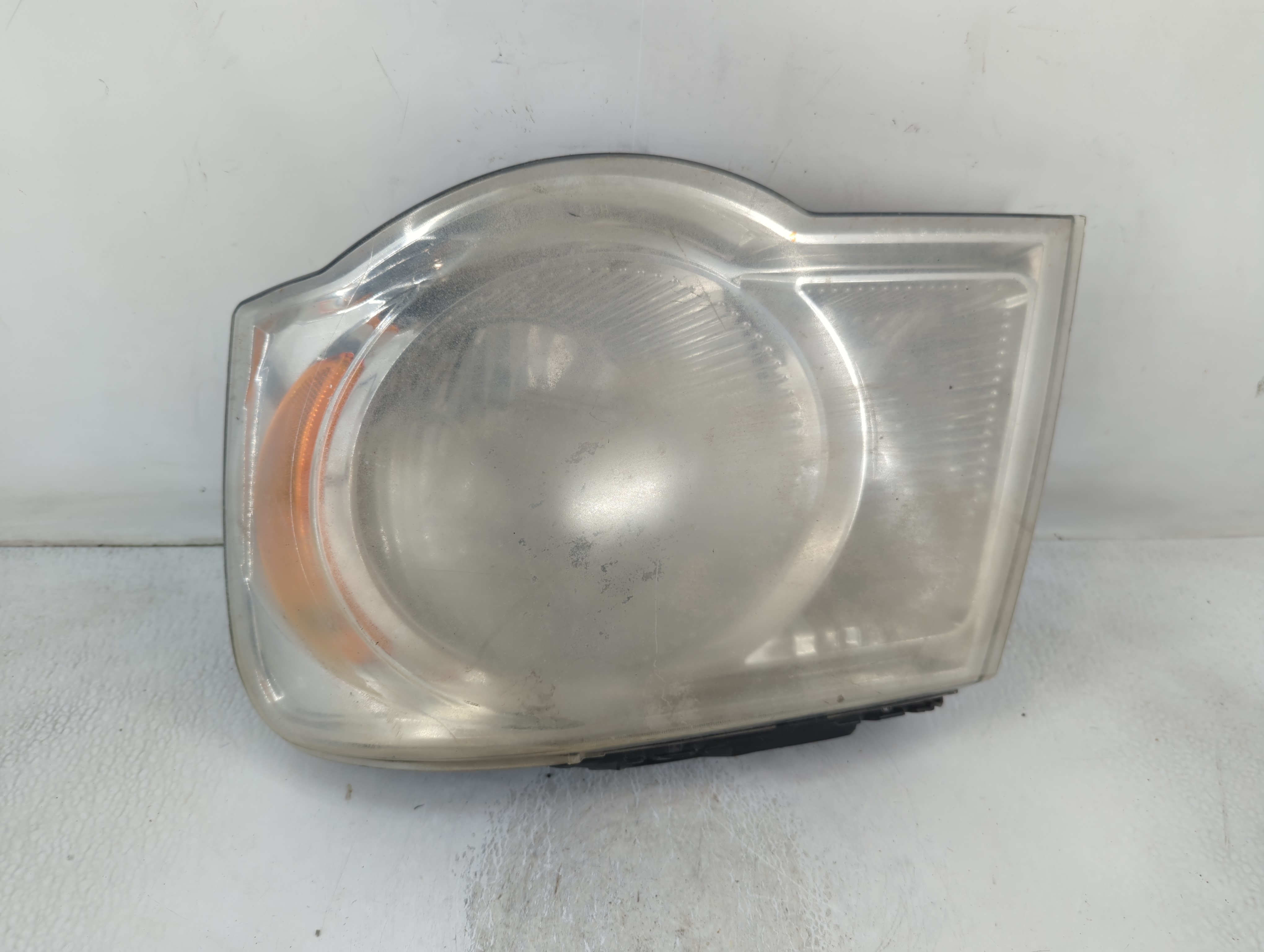 2007-2009 Chrysler Aspen Driver Left Oem Head Light Headlight Lamp 806617 - Oemusedautoparts1.com