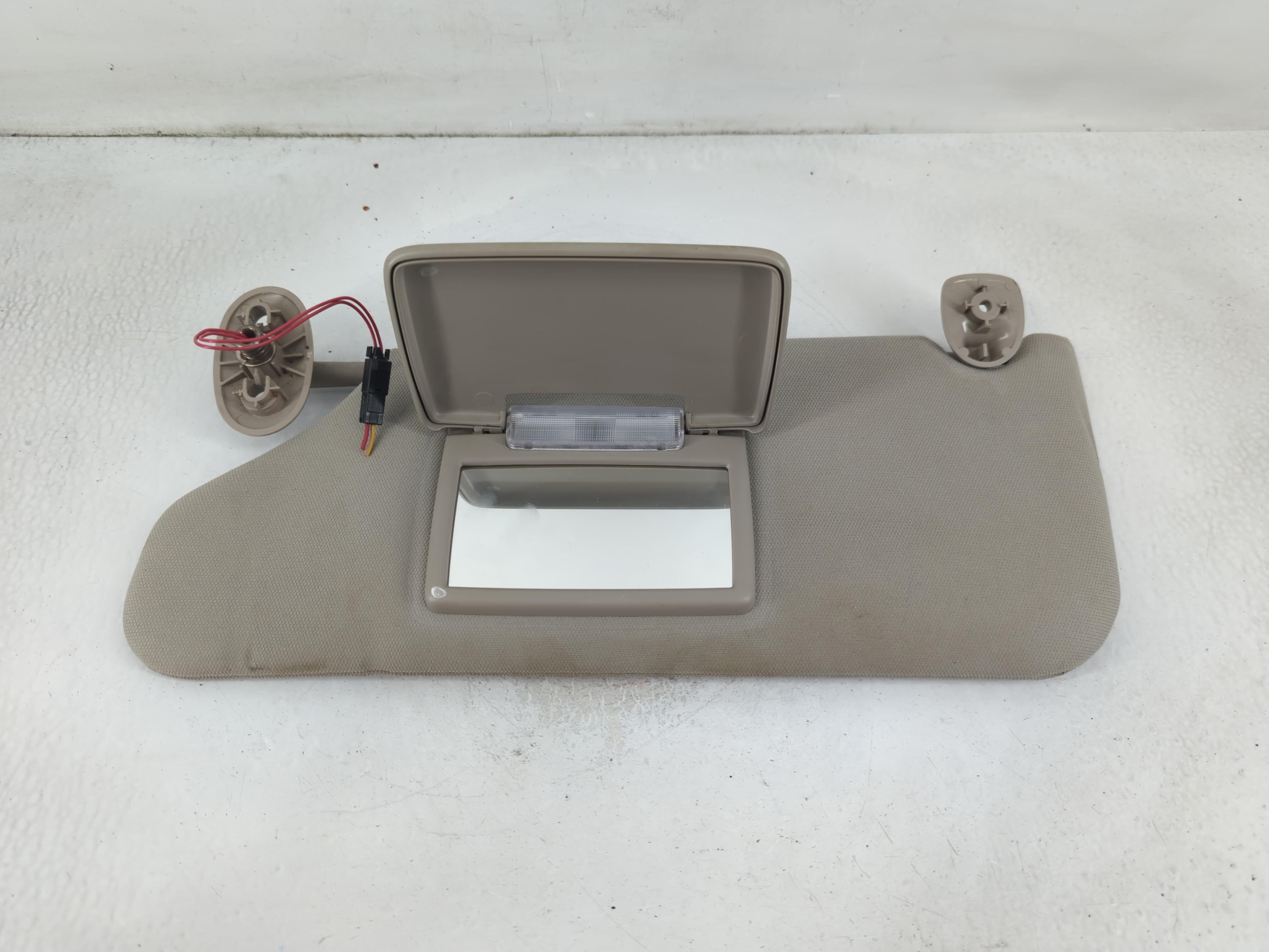 Picture of 2005-2010 Jeep Grand Cherokee Driver Sun Visor Mirror Left Sunvisor Grey 806679
