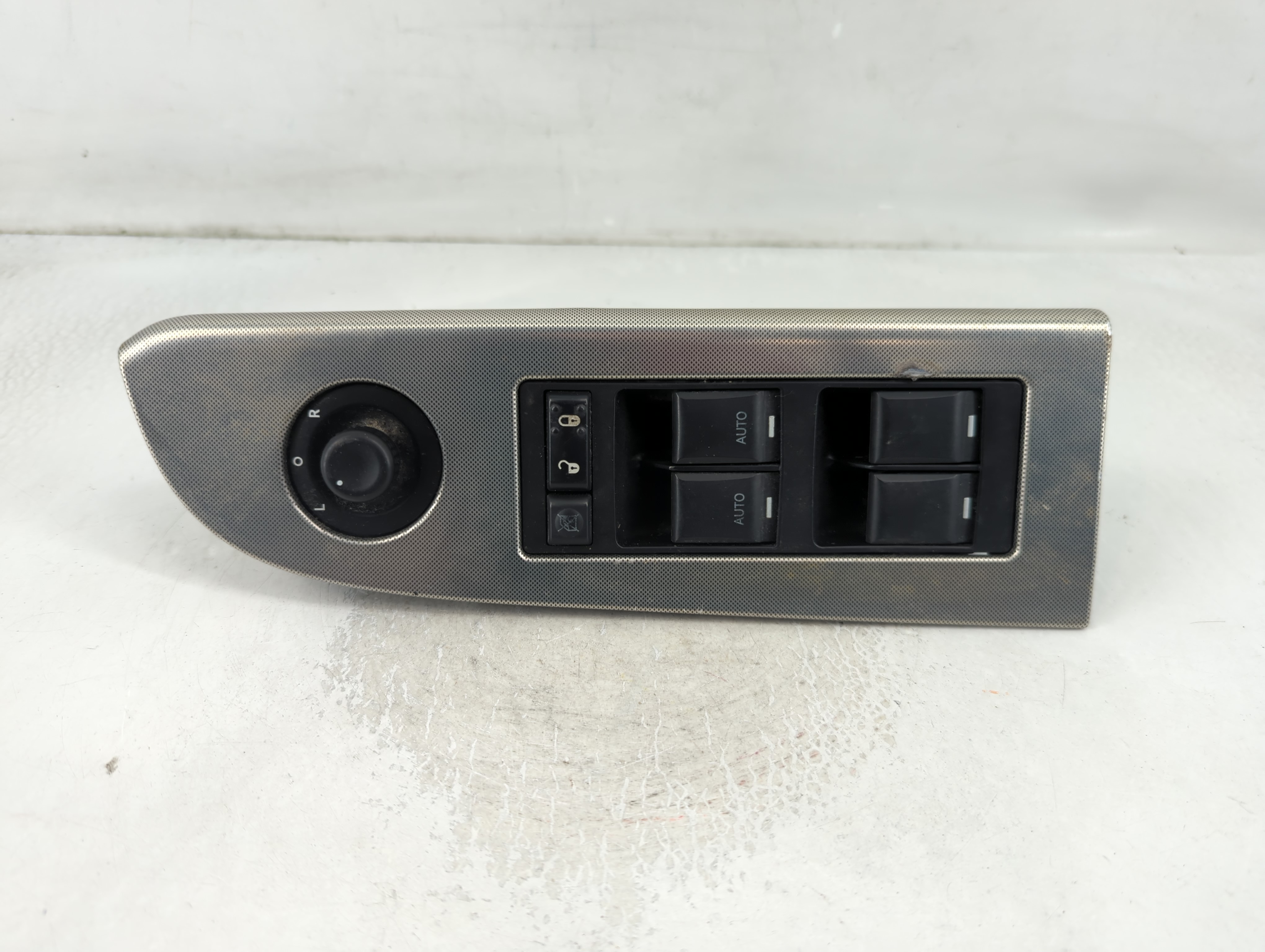 2007-2010 Jeep Grand Cherokee Driver Left Door Master Power Window Switch 806698 - Oemusedautoparts1.com