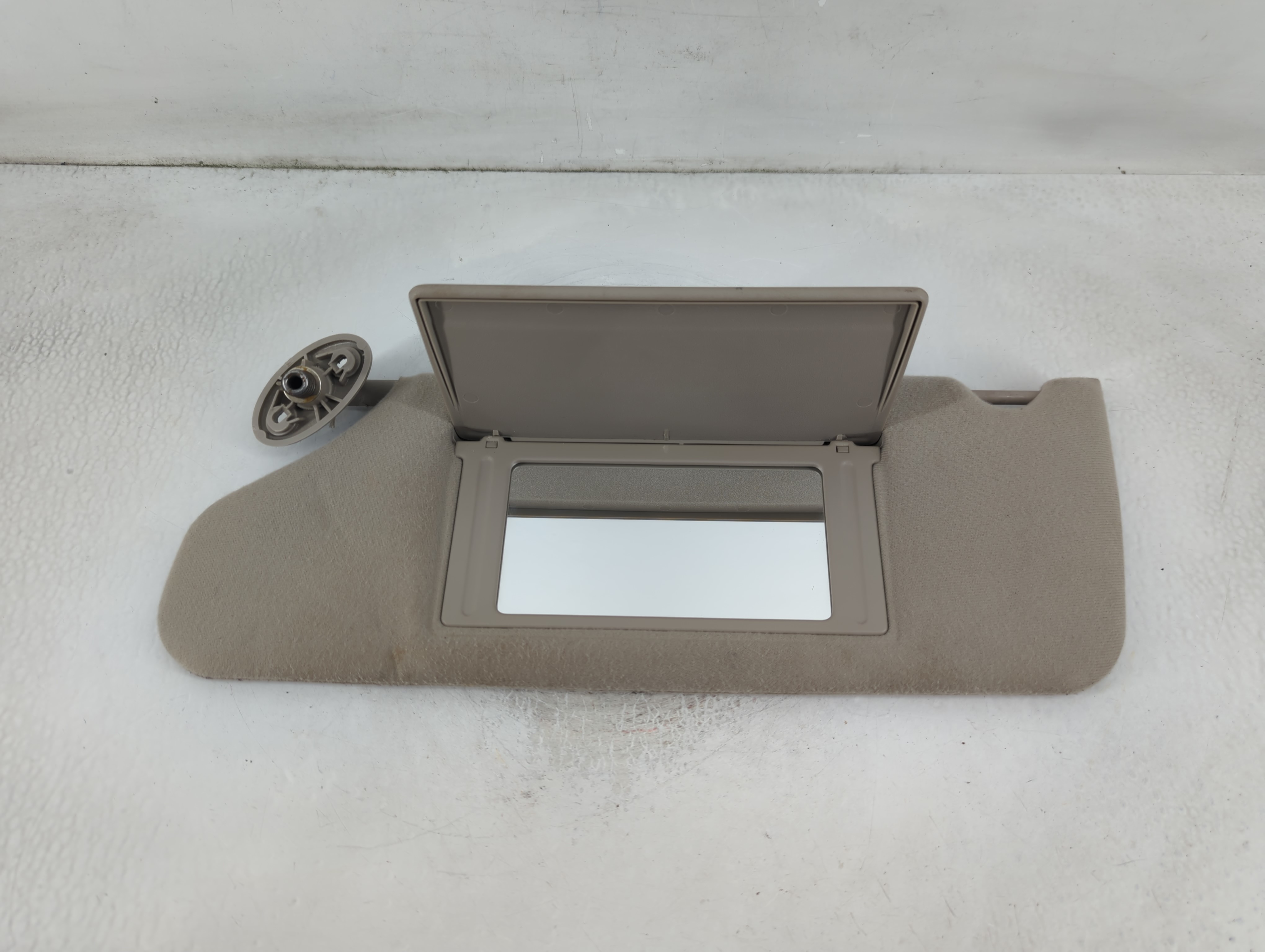 Picture of 2001-2002 Chrysler Sebring Driver Sun Visor Mirror Left Sunvisor 806871