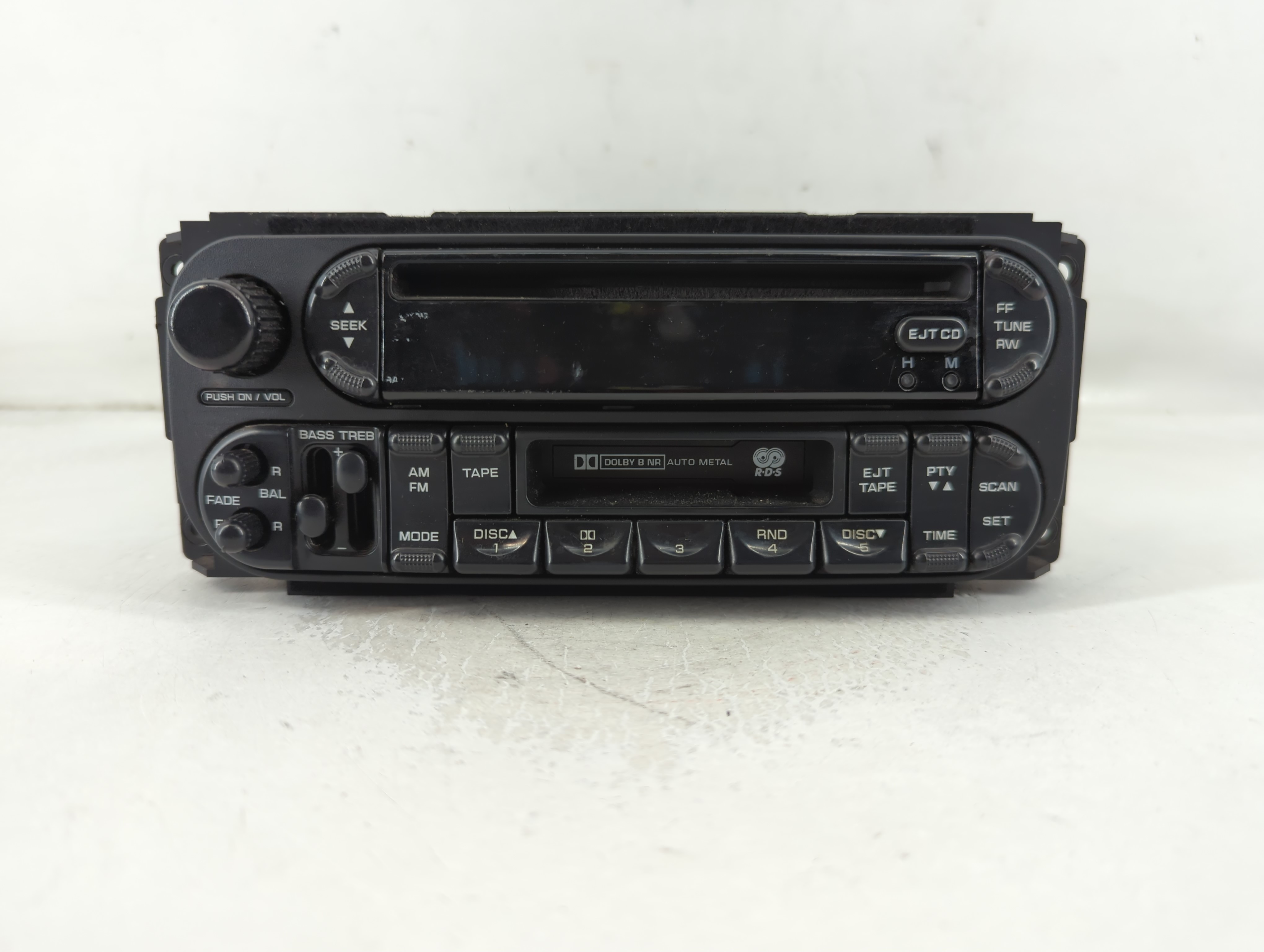 Picture of 2001-2005 Chrysler Sebring Am Fm Cd Player Radio Receiver 806881