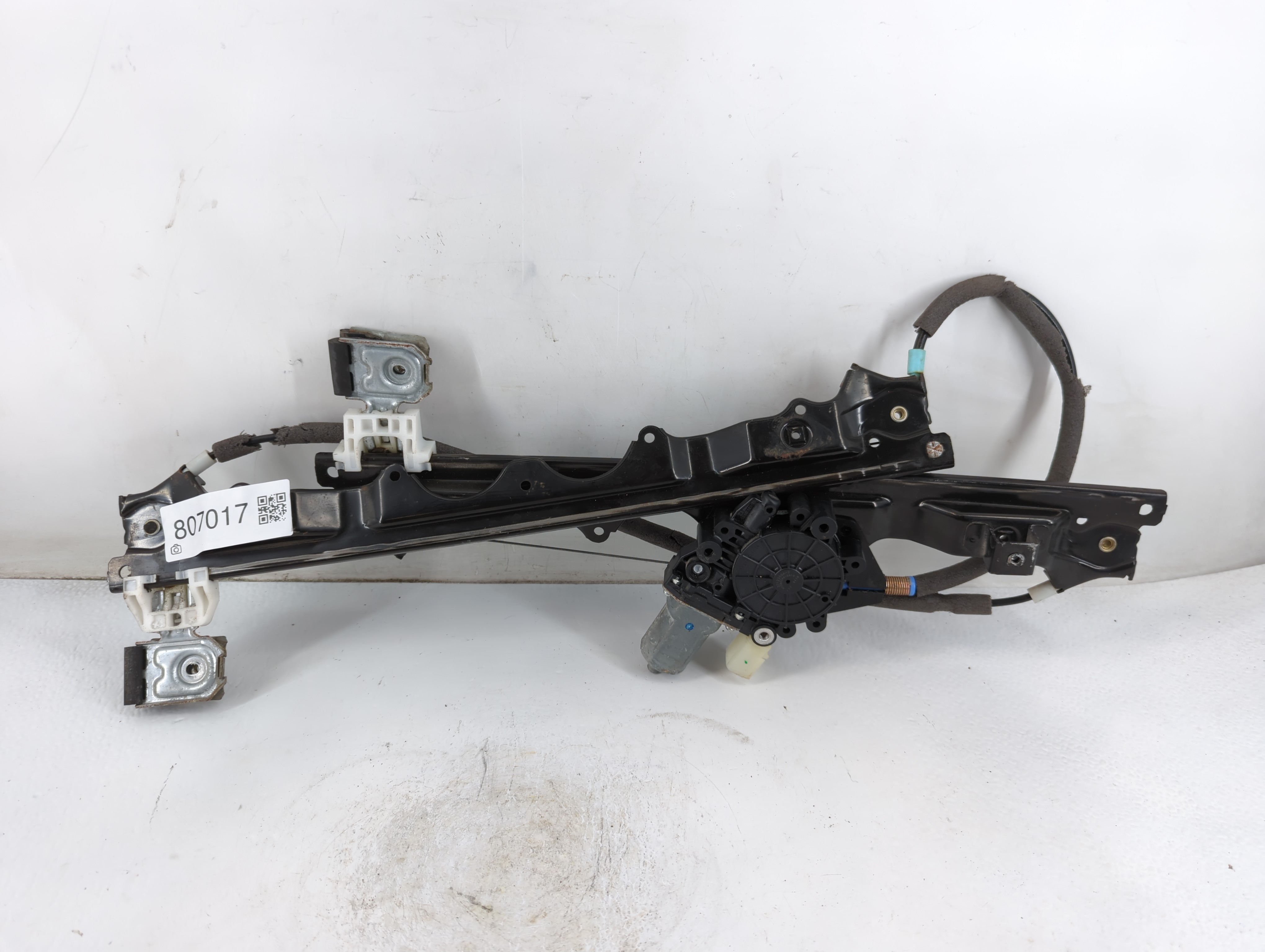 2006-2010 Jeep Commander Driver Left Front Window Regulator 807017 - Oemusedautoparts1.com