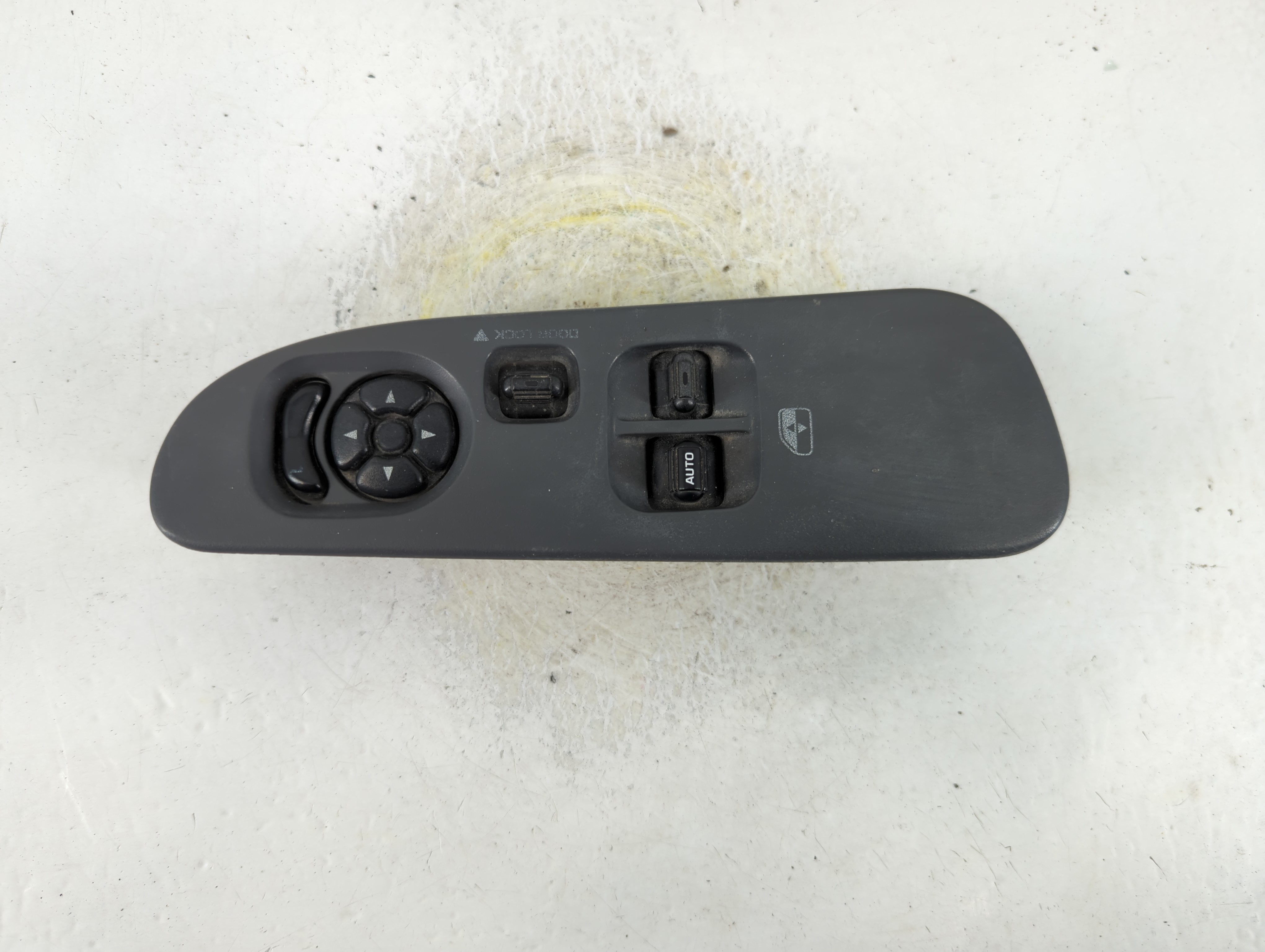 2005-2008 Dodge Ram 1500 Driver Left Door Master Power Window Switch 807510 - Oemusedautoparts1.com