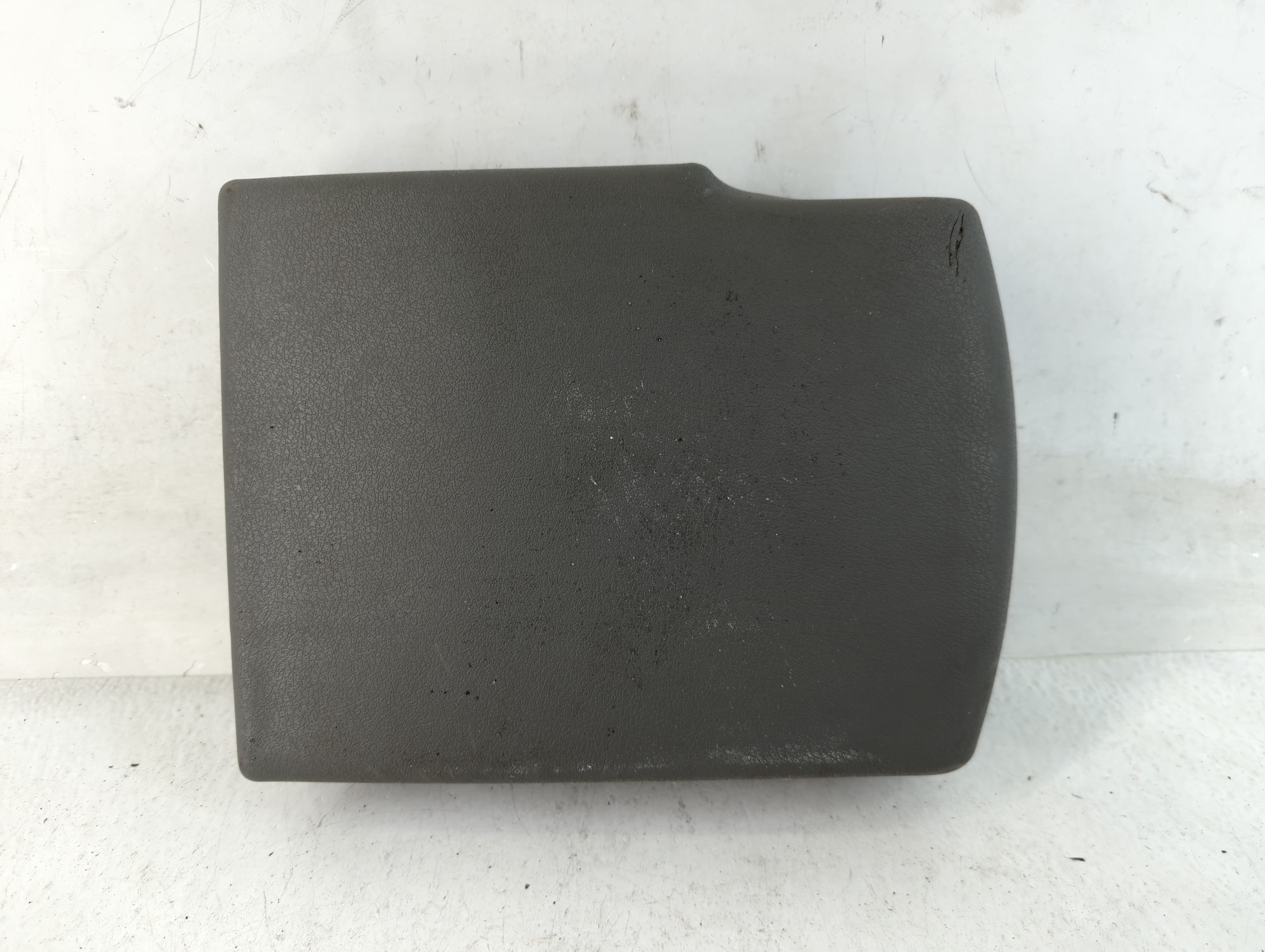 2005-2010 Jeep Grand Cherokee Center Console Armrest Cover Lid 807627 - Oemusedautoparts1.com