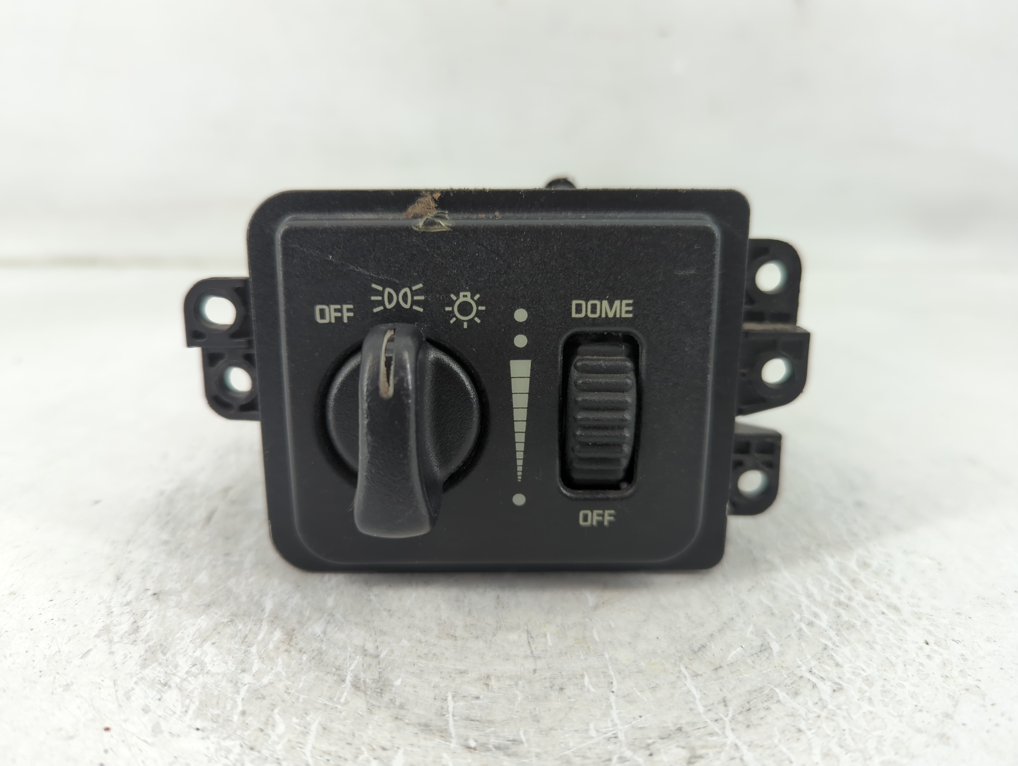 Picture of 2003 Dodge Durango Headlight Head Light Switch Lamp Control 807788
