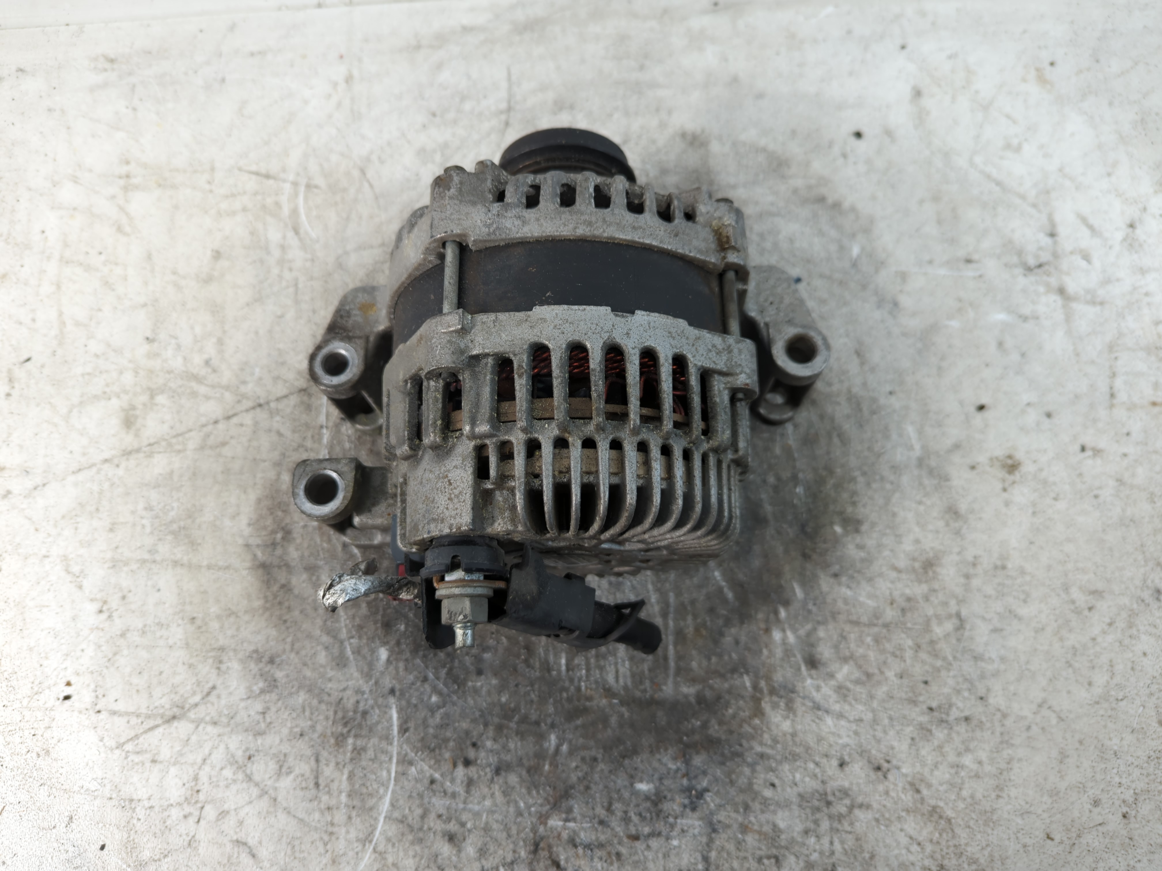 2015-2017 Chrysler 200 Alternator Generator Charging Assembly Engine Oem 807907 - Oemusedautoparts1.com