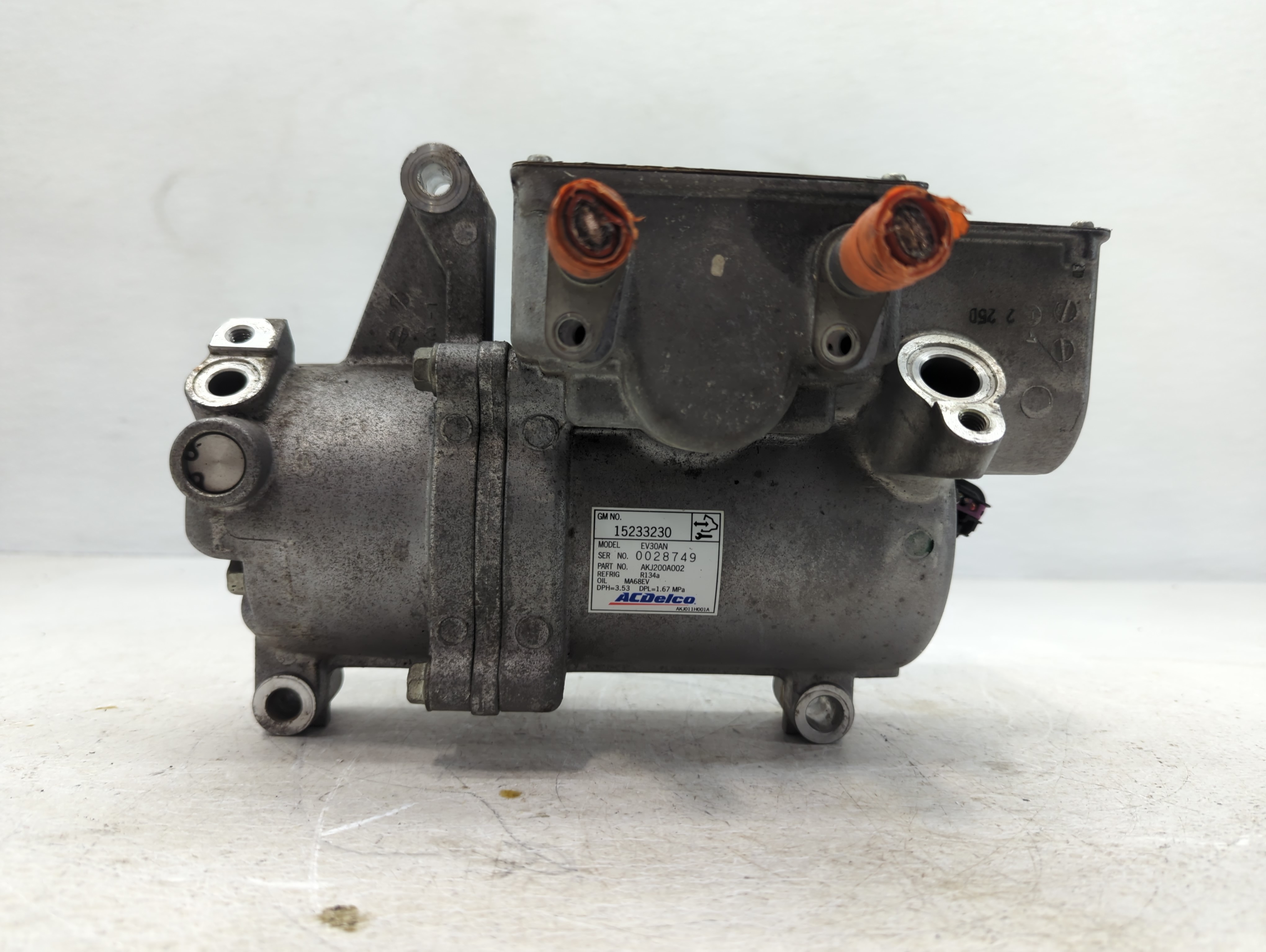 Gmc Yukon Xl Air Conditioning A/c Ac Compressor Oem 807969 - Oemusedautoparts1.com