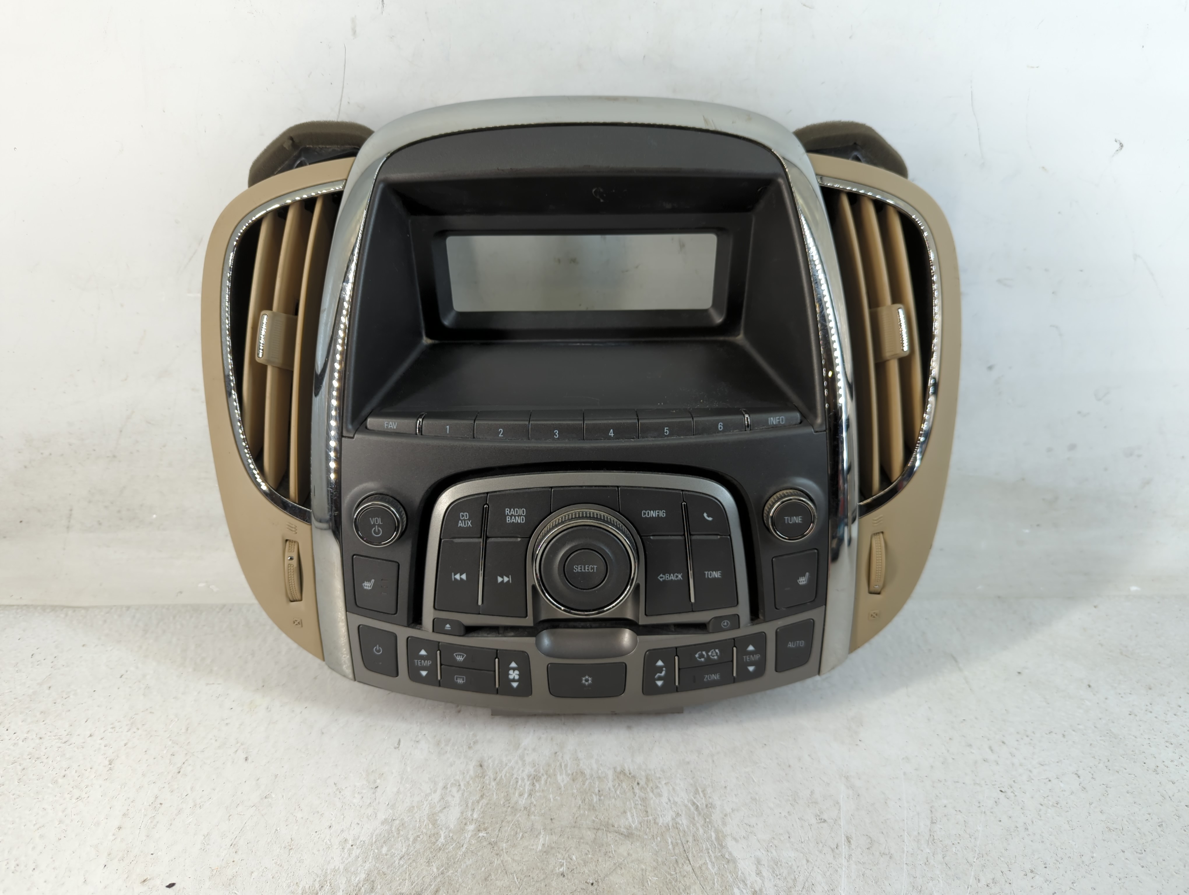2010-2010 Buick Allure Am Fm Cd Player Radio Receiver 807990 - Oemusedautoparts1.com