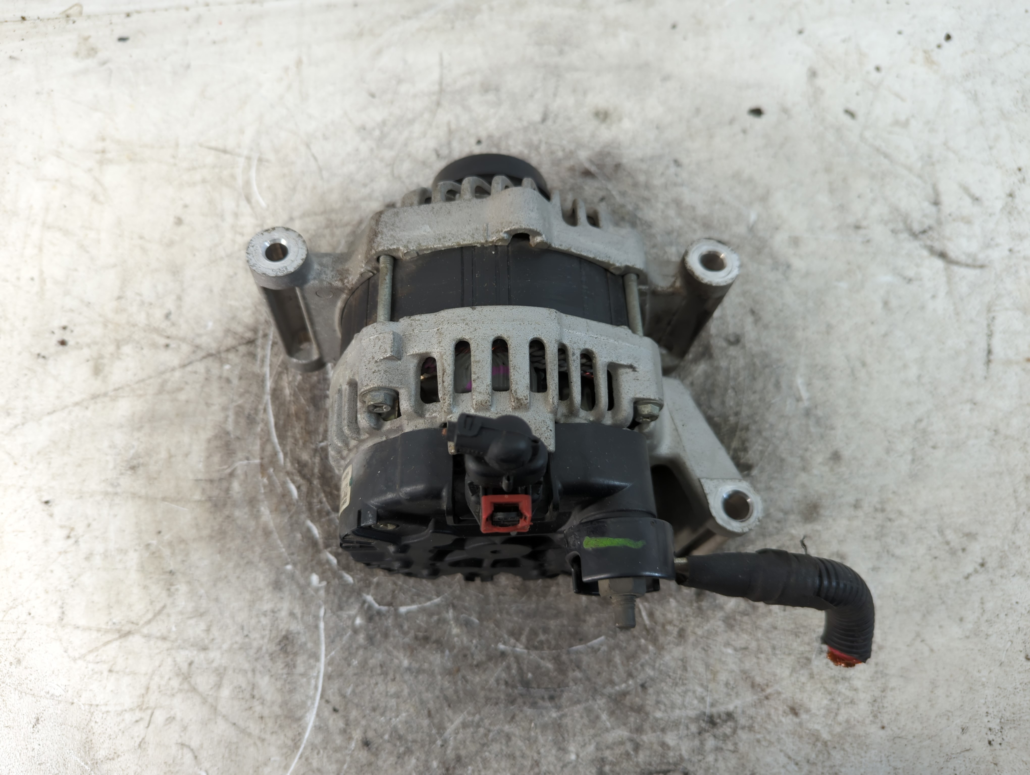 2016 Chevrolet Cruze Alternator Generator Charging Assembly Engine Oem 808071 - Oemusedautoparts1.com