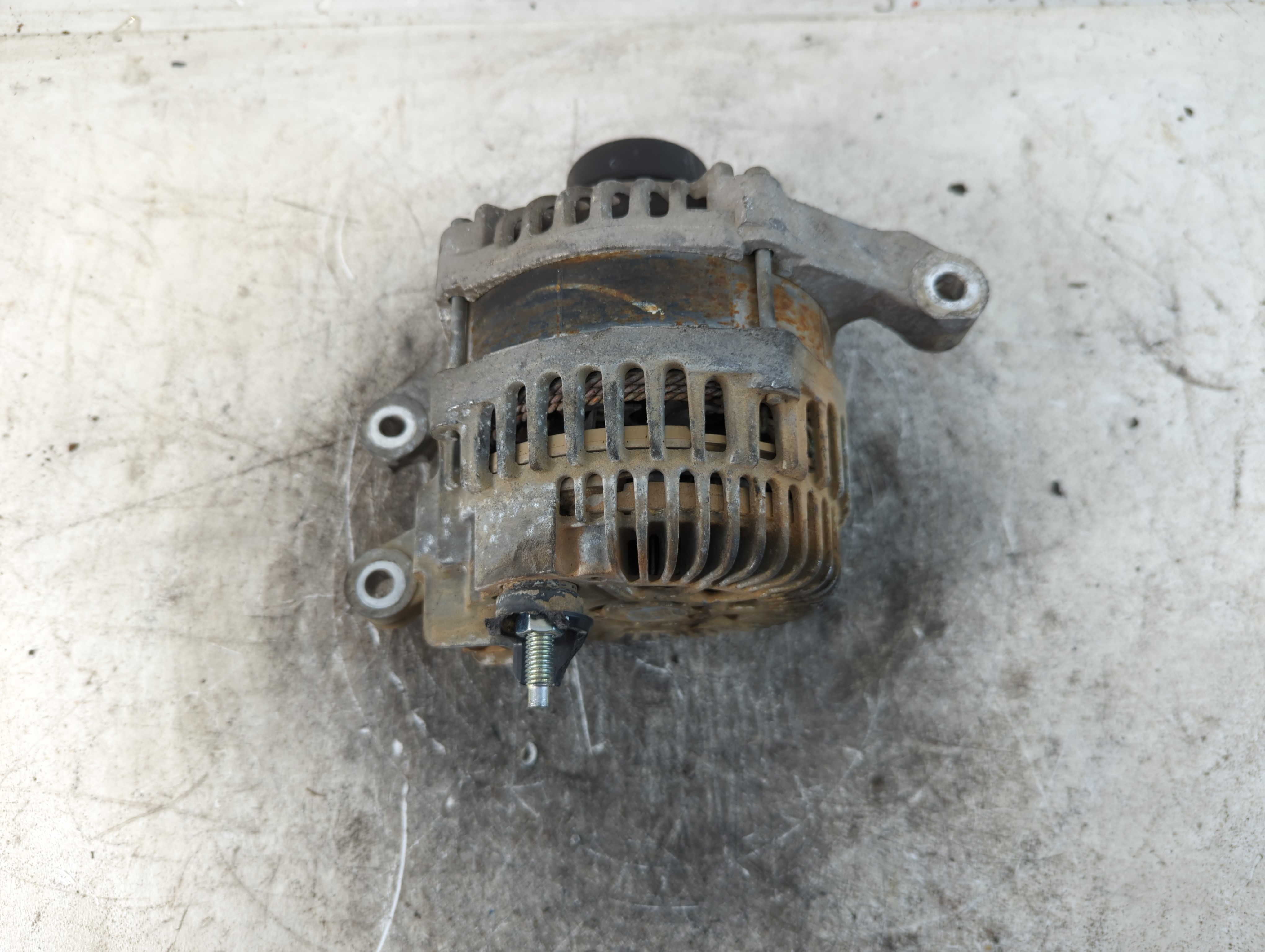 Picture of 2012-2013 Kia Optima Alternator Generator Charging Assembly Engine Oem 808104