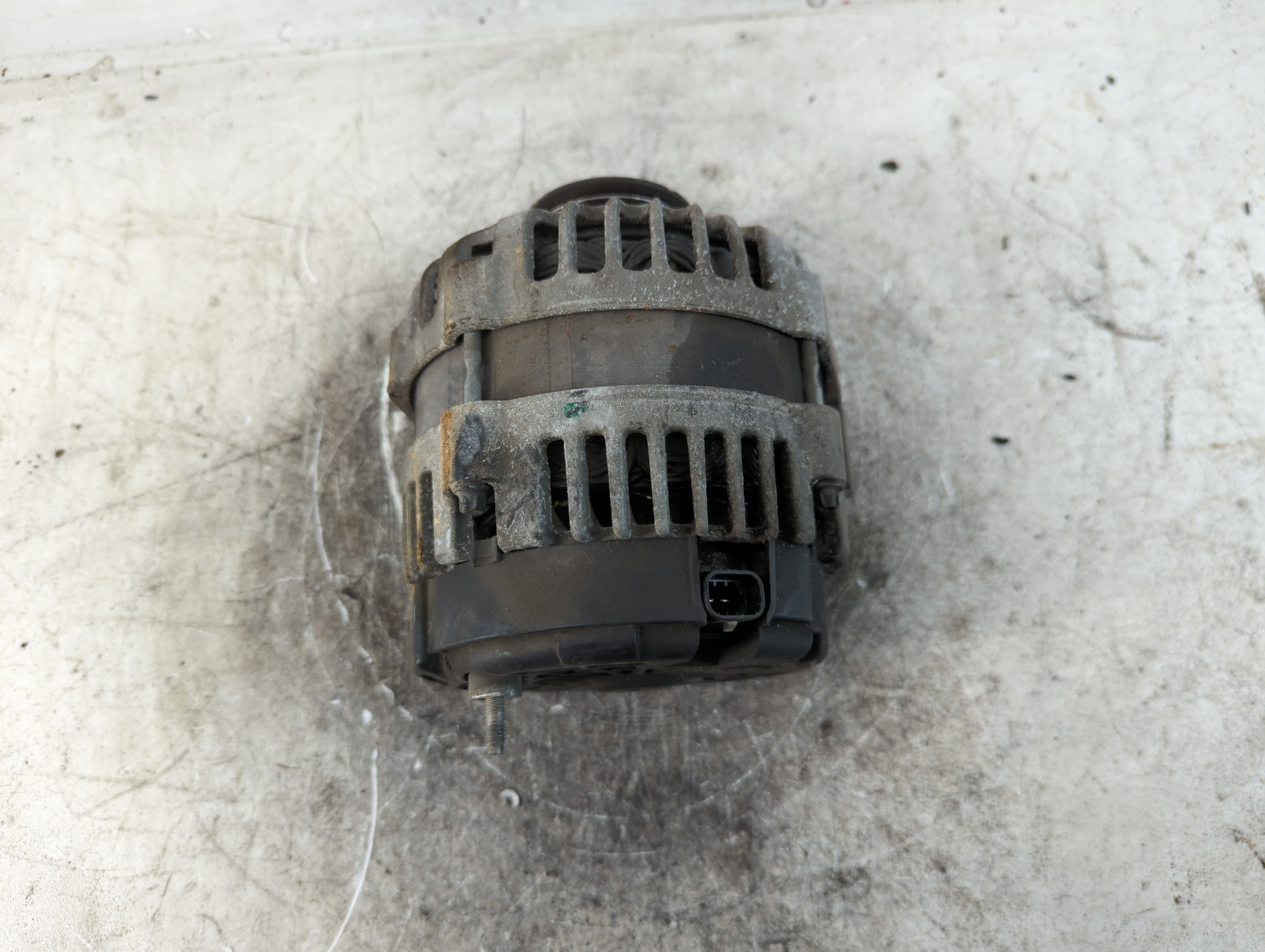 2009 Chevrolet Express 1500 Alternator Generator Charging Assembly Engine Oem 808105 - Oemusedautoparts1.com