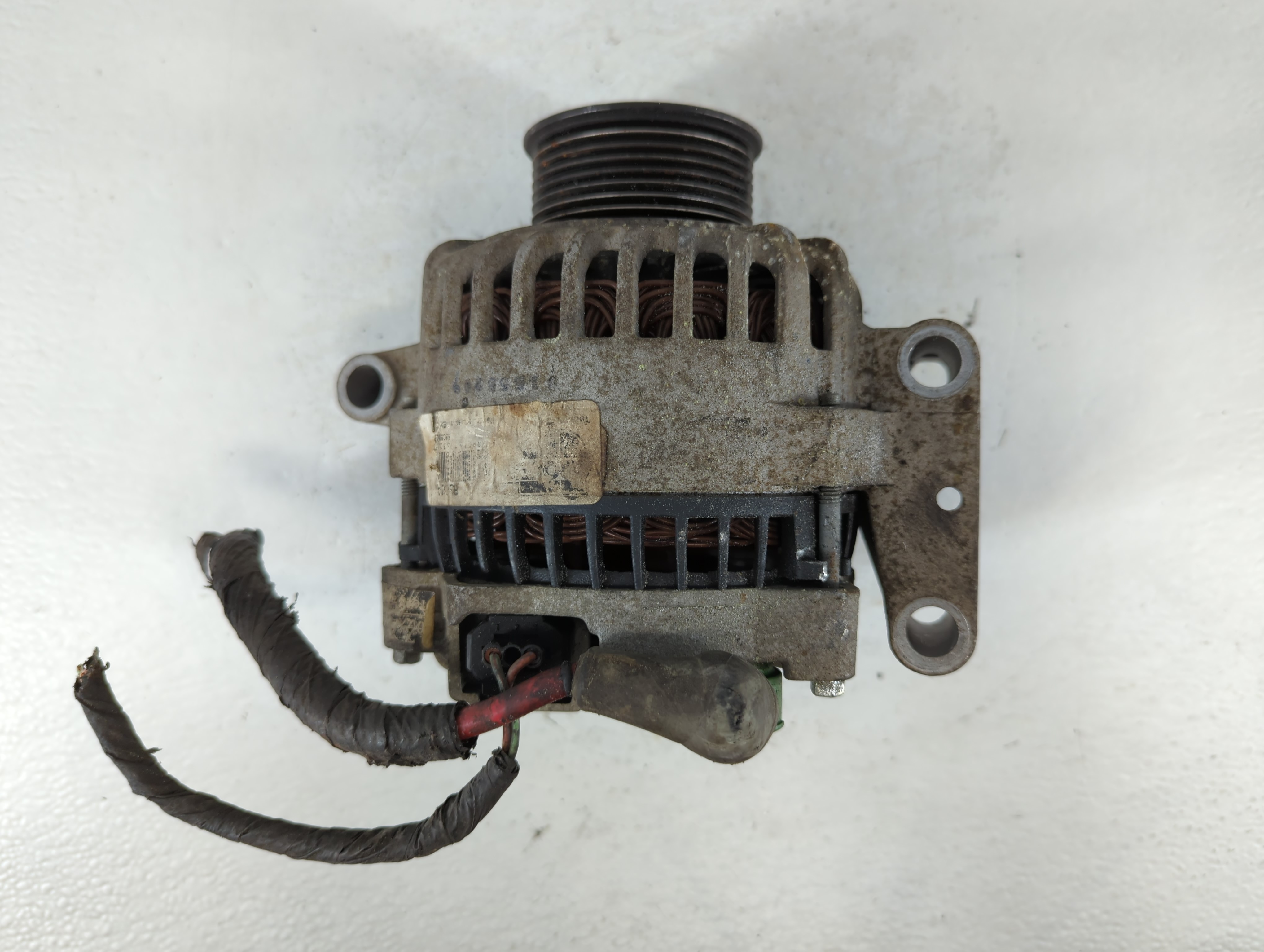 Picture of Ford F-350 Super Duty Alternator Generator Charging Assembly Engine Oem 808184