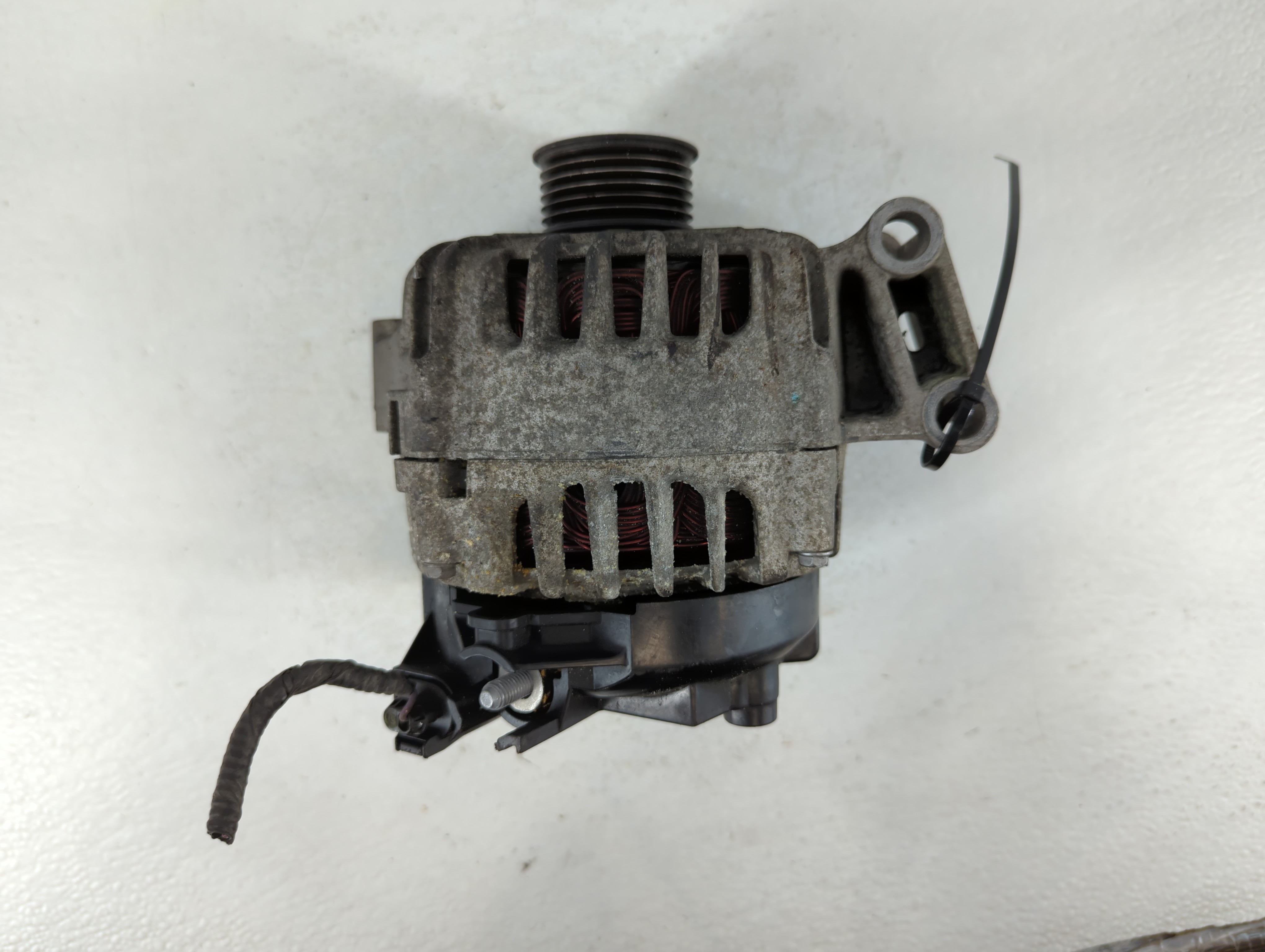 2011-2019 Ford Fiesta Alternator Generator Charging Assembly Engine Oem 808186 - Oemusedautoparts1.com