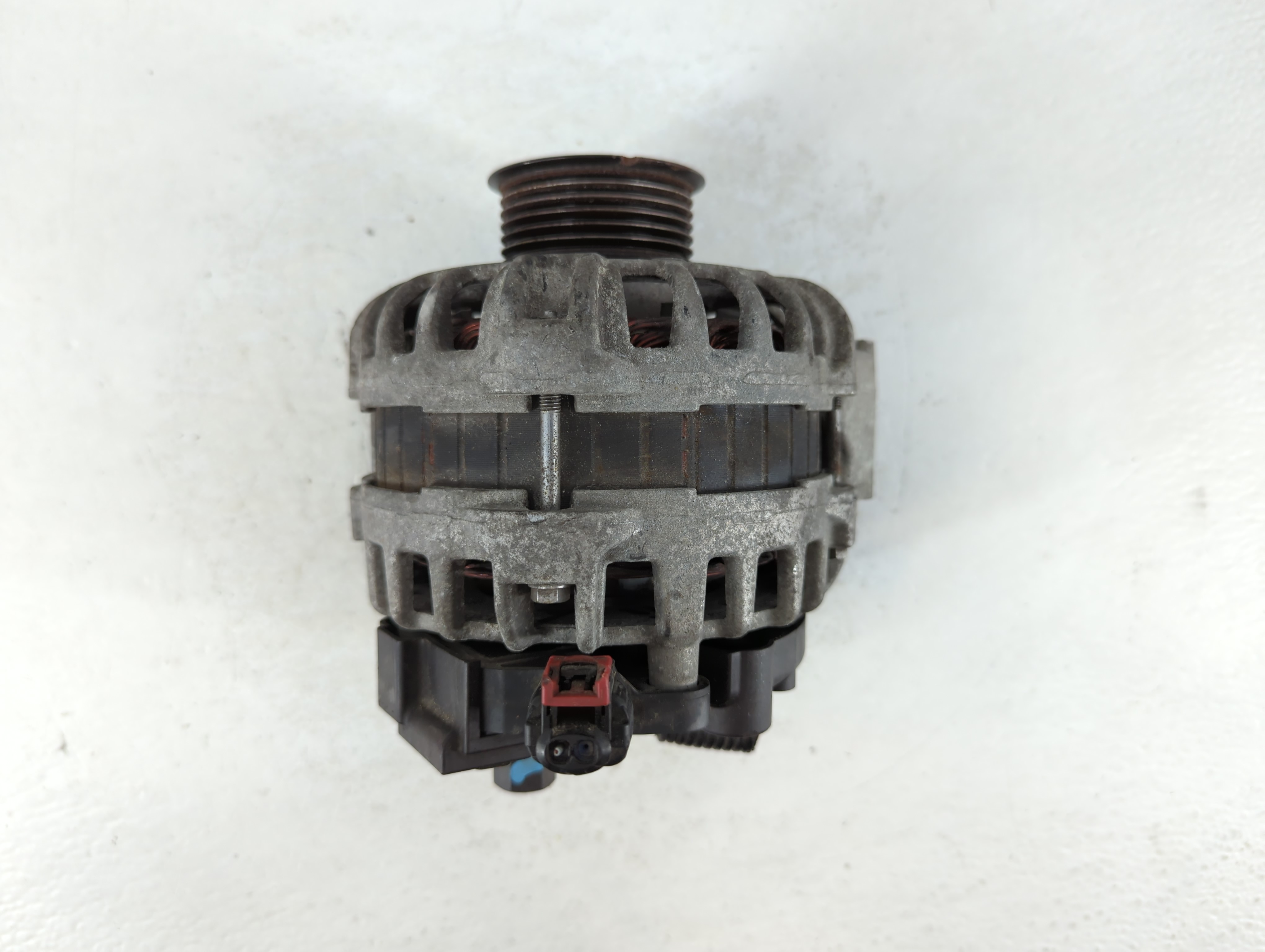 2017 Chevrolet Express 2500 Alternator Generator Charging Assembly Engine Oem 808265 - Oemusedautoparts1.com