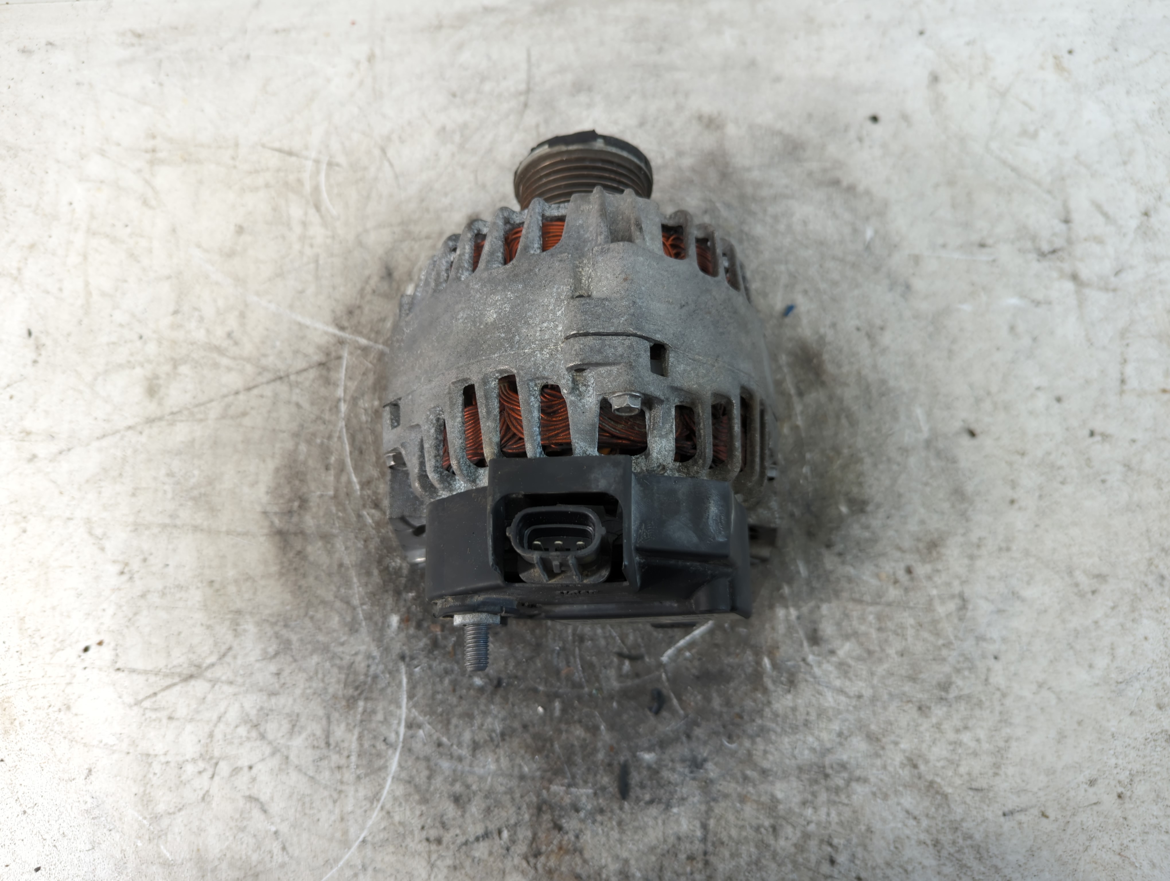 Picture of 2013-2019 Nissan Sentra Alternator Generator Charging Assembly Engine Oem 808444