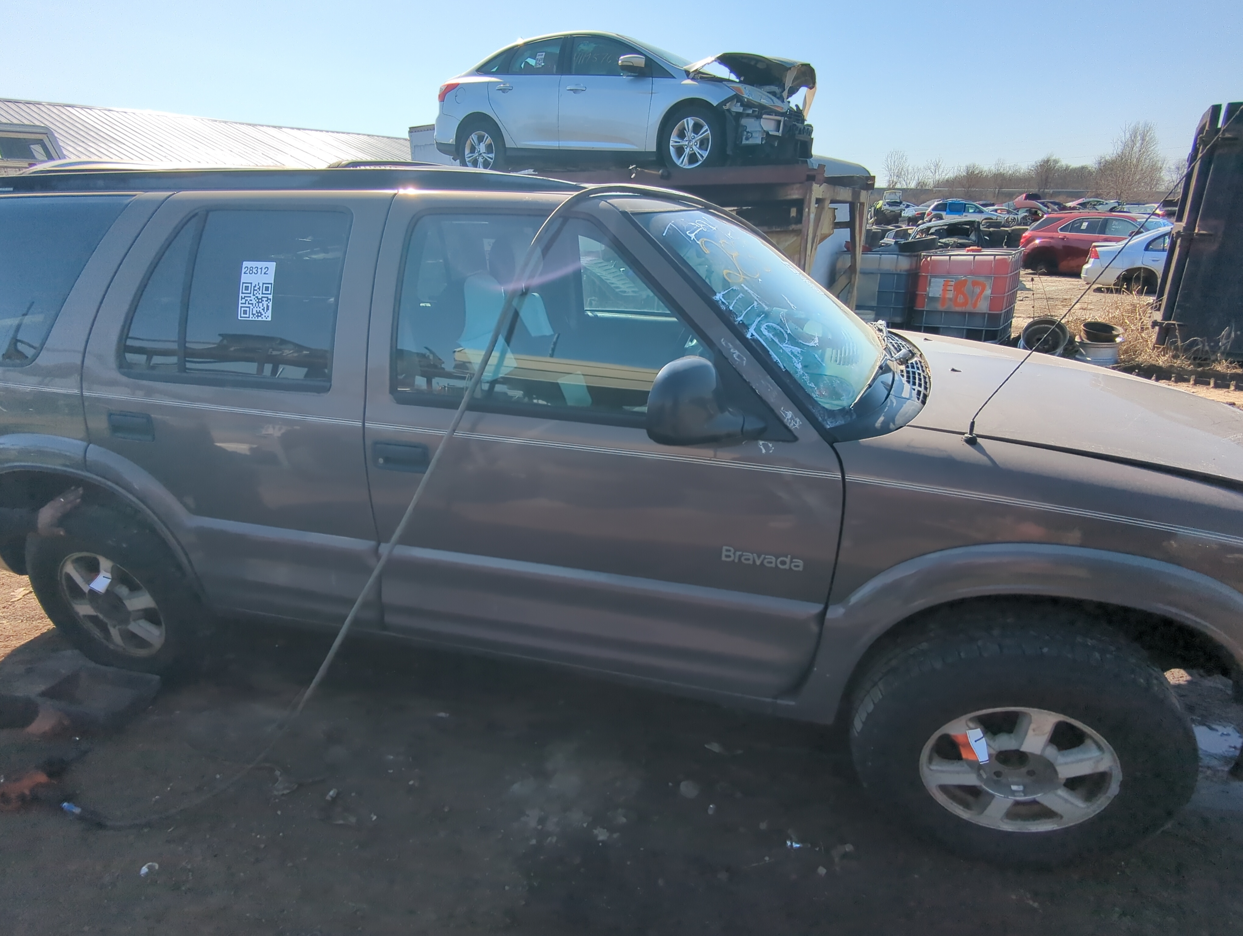Picture of 1998-2001 Oldsmobile Bravada Passenger Front Door Oem 809029