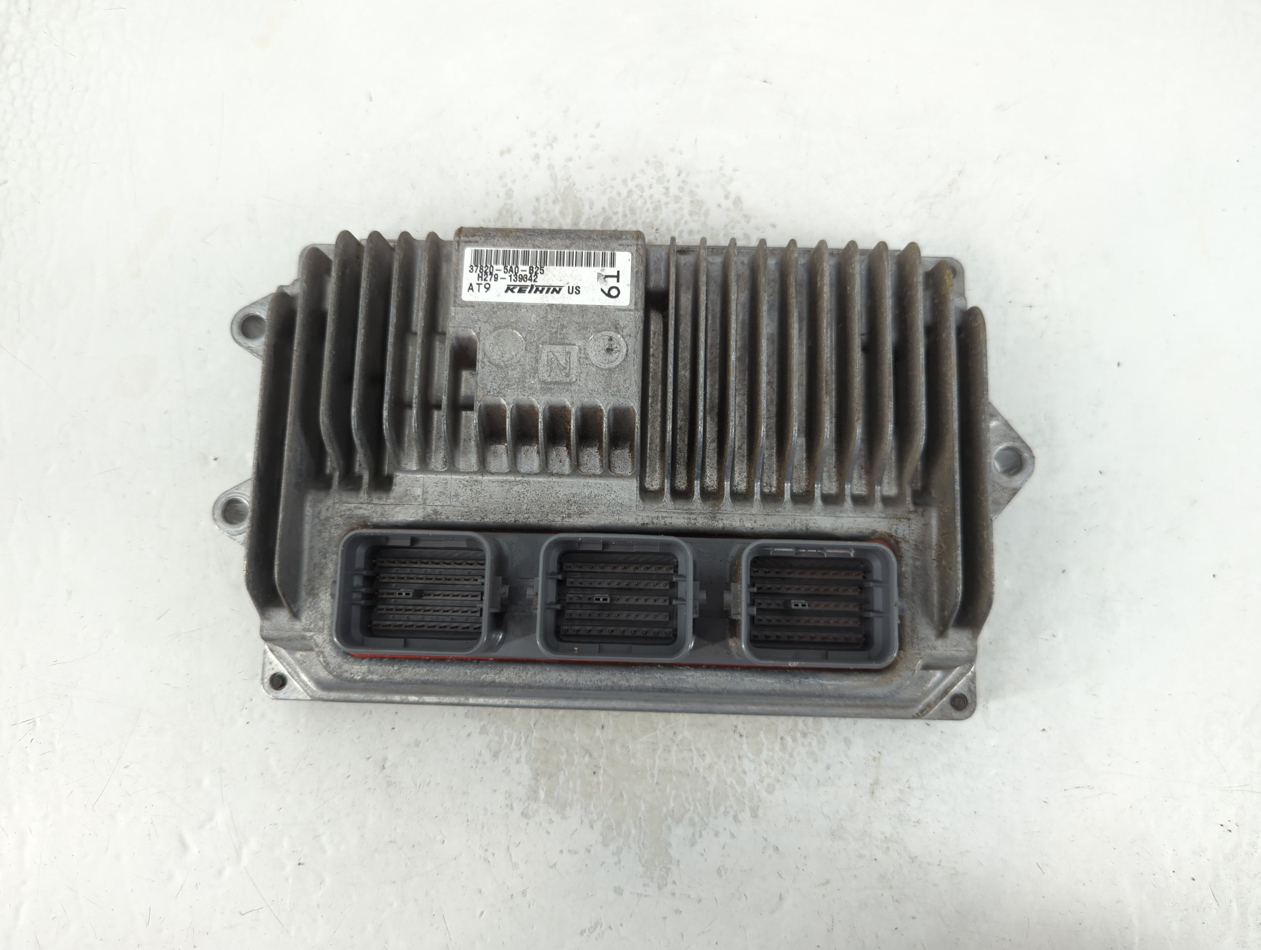 Picture of 2016-2017 Honda Accord Engine Control Computer Ecu Pcm Ecm Pcu Oem 809988