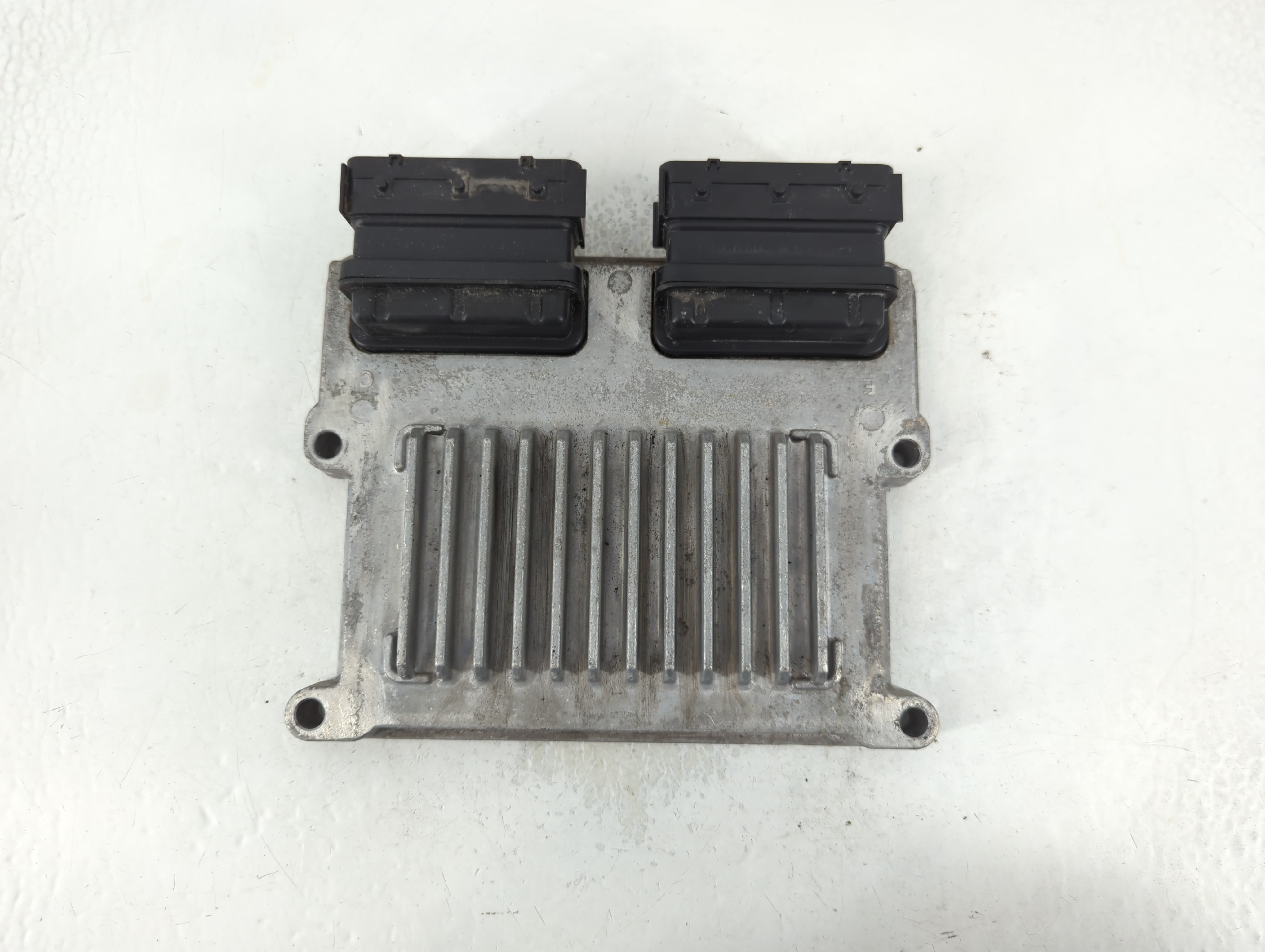 2015-2016 Hyundai Genesis Engine Control Computer Ecu Pcm Ecm Pcu Oem 810580 - Oemusedautoparts1.com