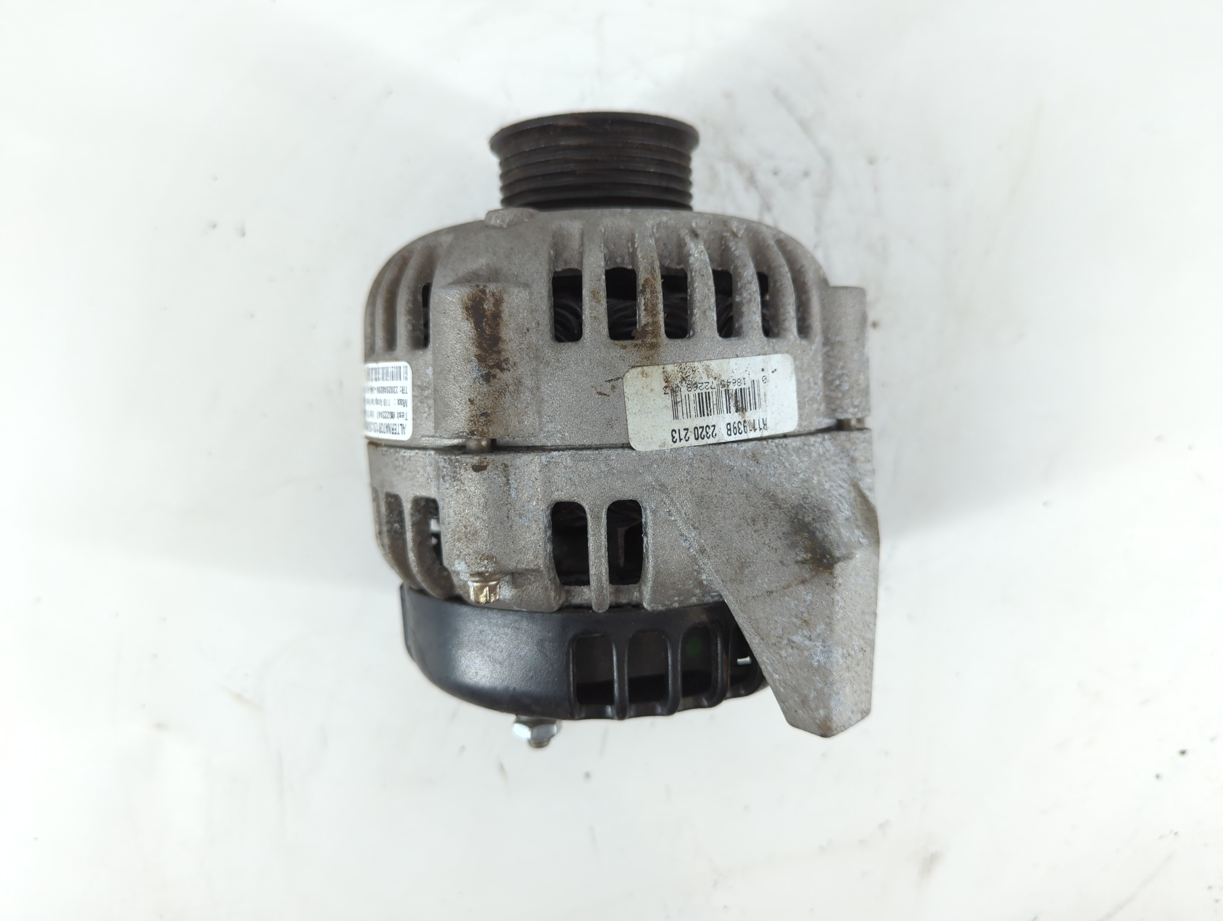 Picture of 1999 Cadillac Escalade Alternator Generator Charging Assembly Engine Oem 810621