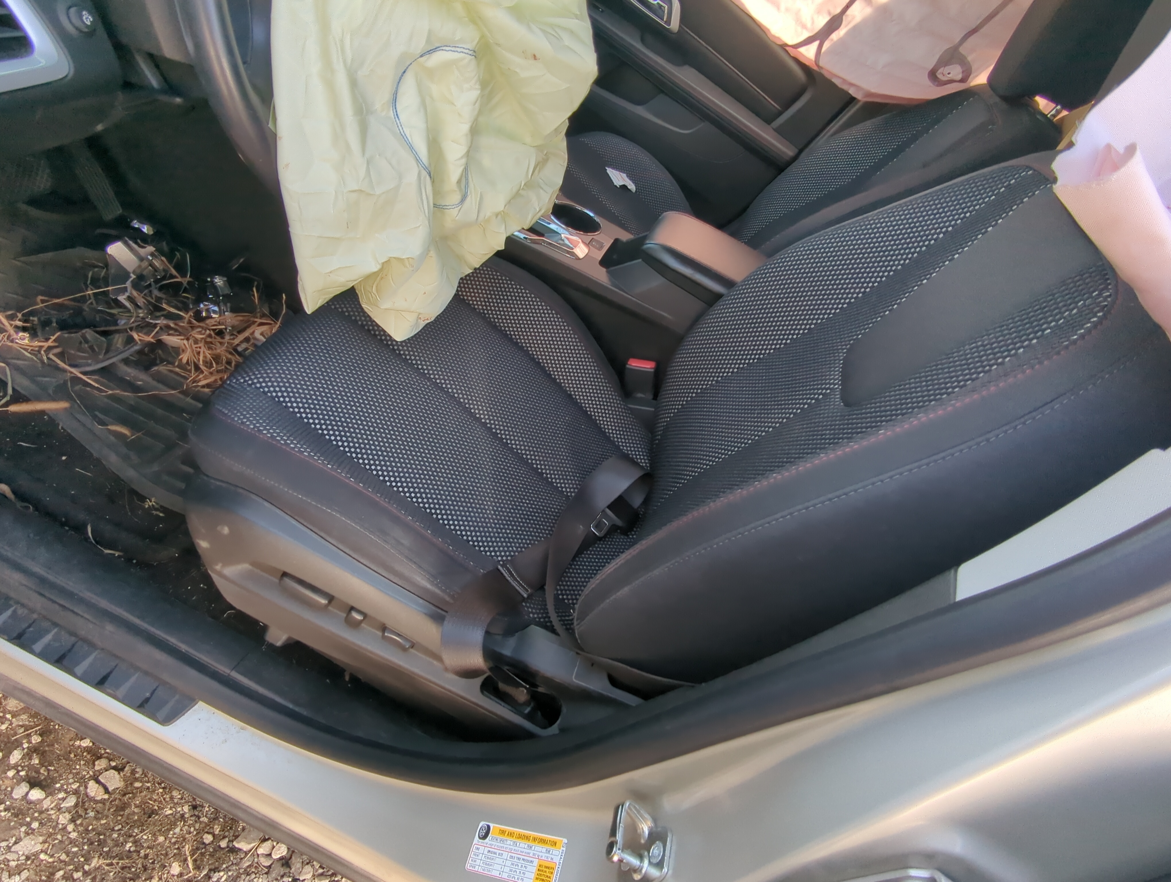 Picture of 2012-2013 Gmc Terrain Driver Front Seat Oem 810835