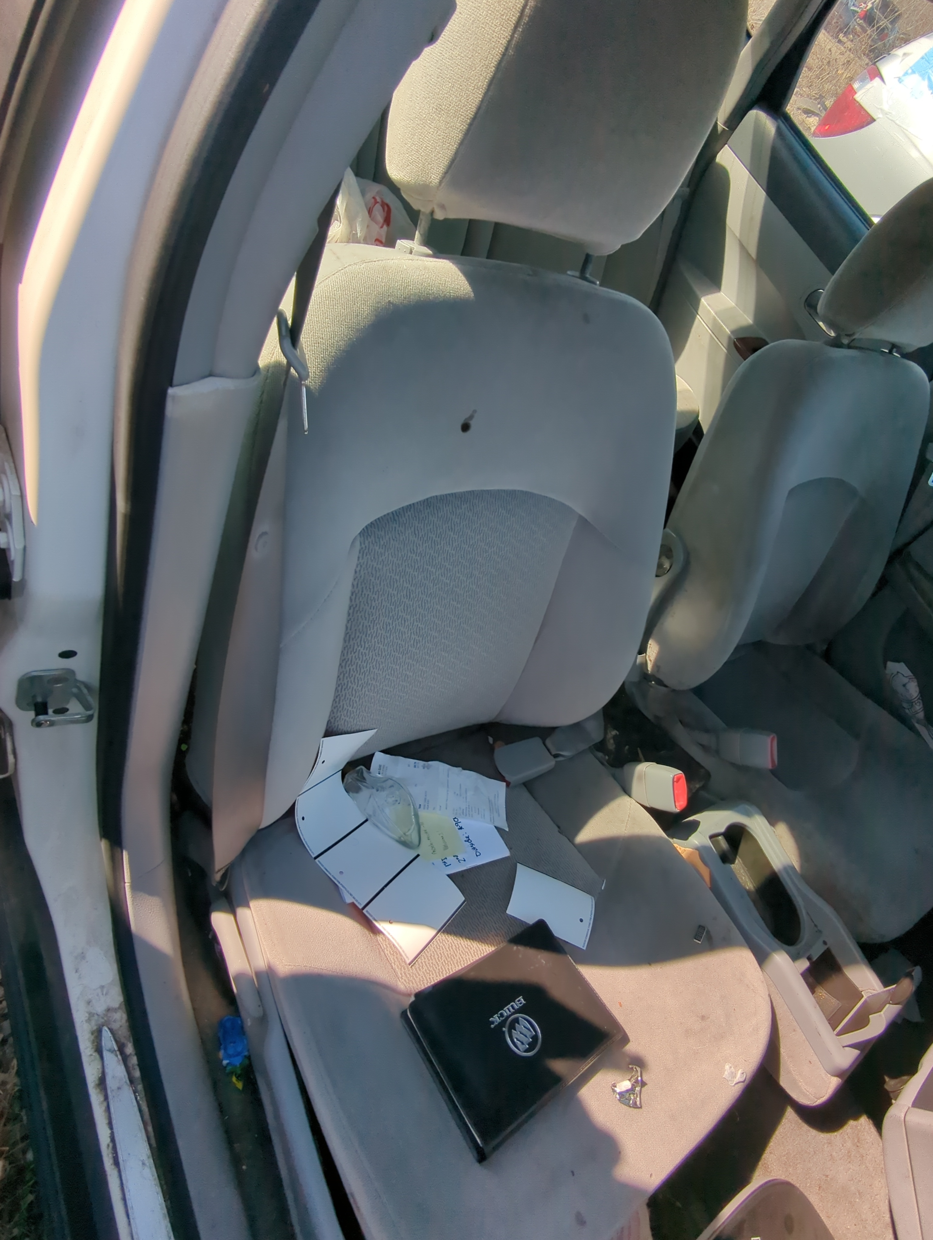 Picture of 2005-2009 Buick Lacrosse Passenger Front Seat Oem 810961