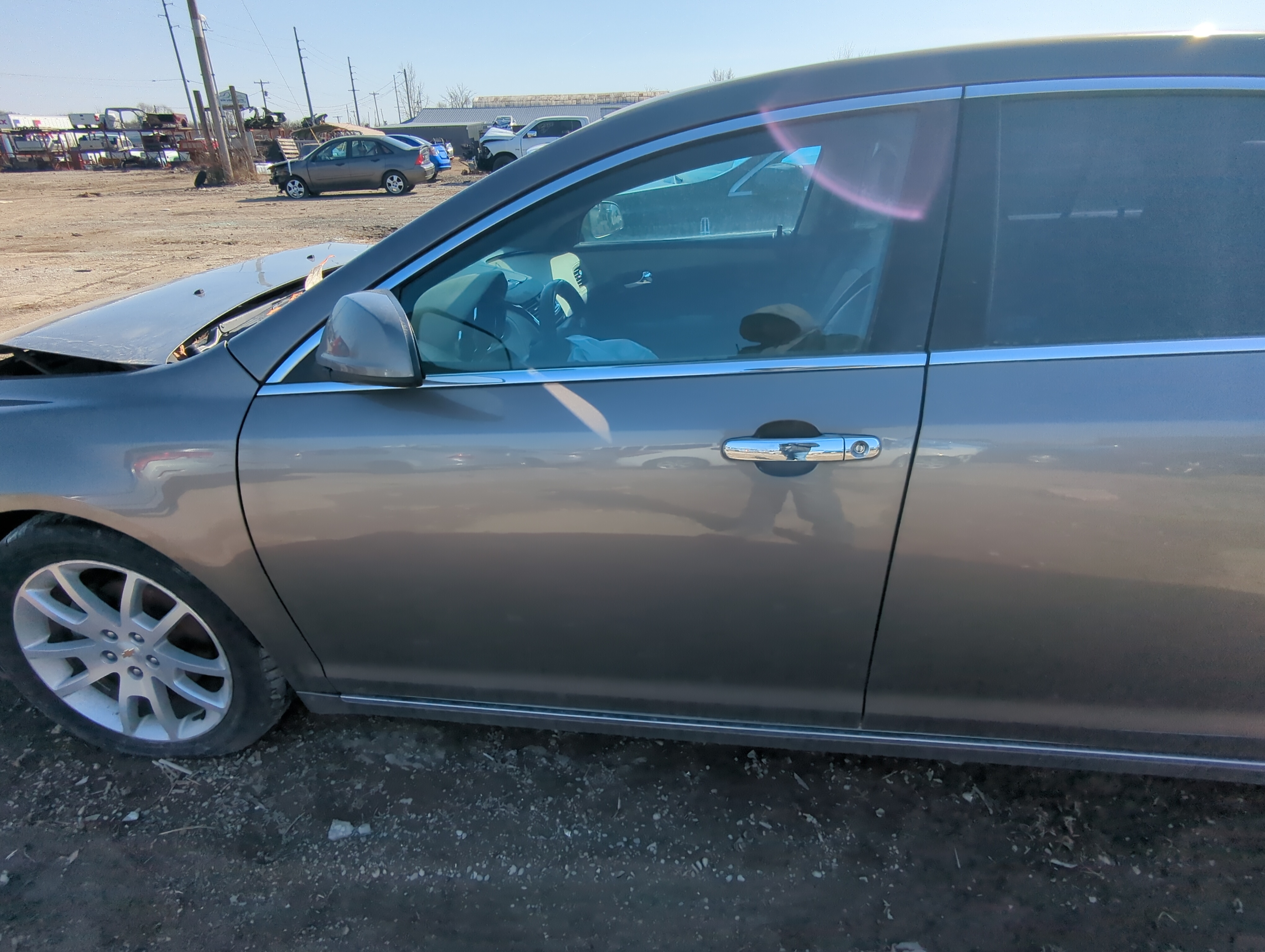 2008-2012 Chevrolet Malibu Driver Front Door Oem 811068 - Oemusedautoparts1.com