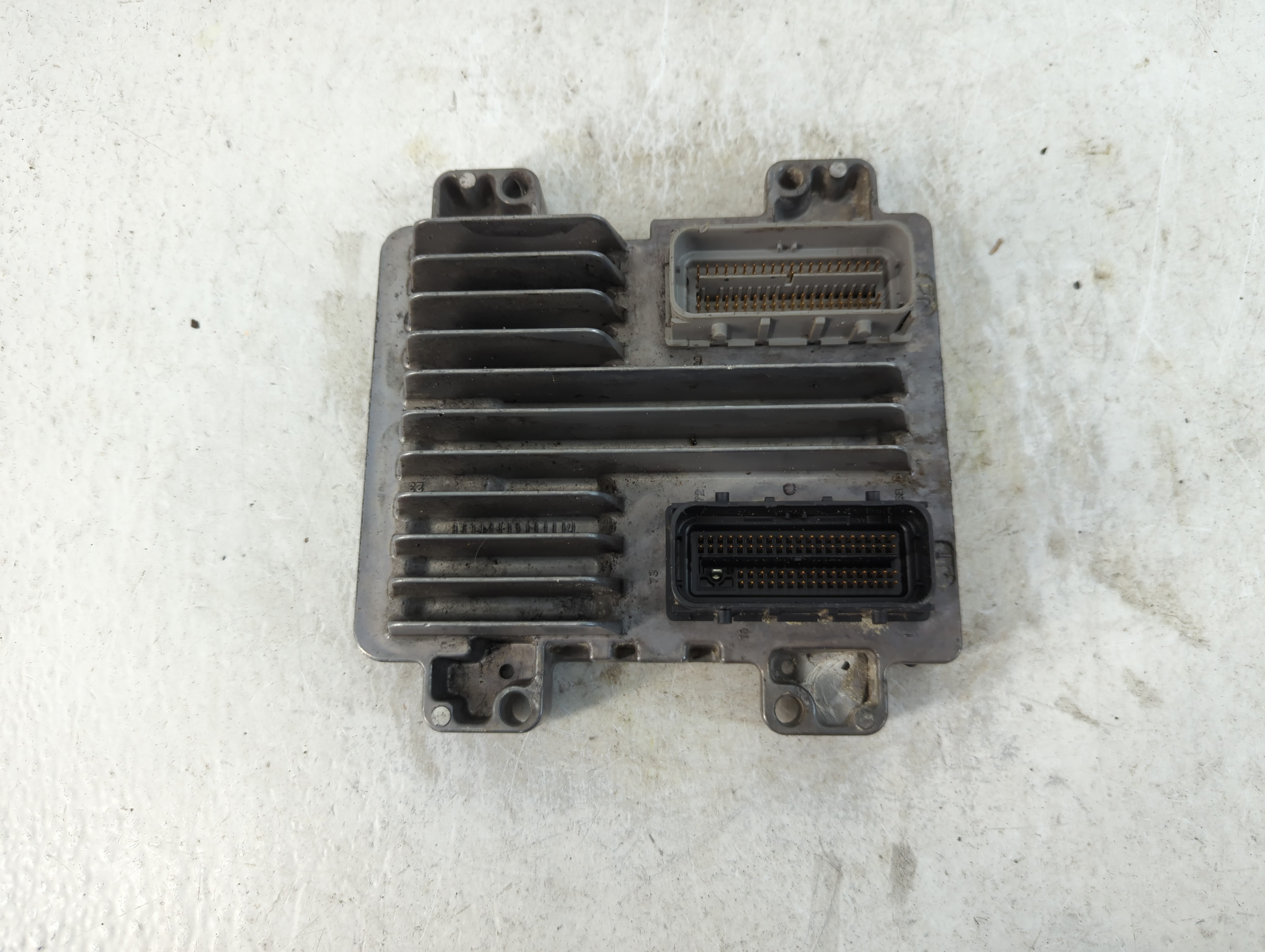 2008-2008 Saturn Aura Engine Control Computer Ecu Pcm Ecm Pcu Oem 811303 - Oemusedautoparts1.com