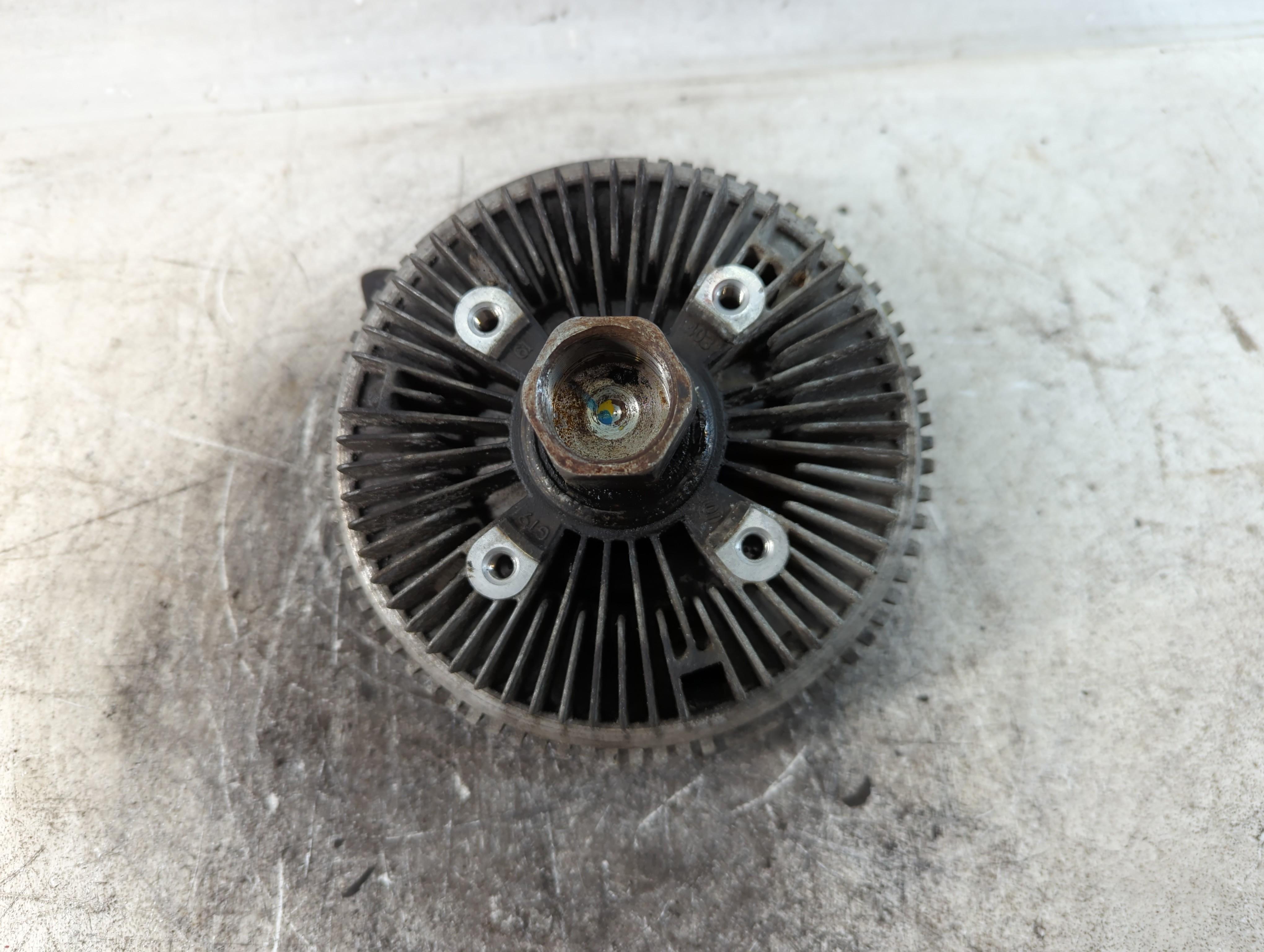 Picture of Chevrolet Trail Blazer Radiator Cooling Fan Clutch 811355