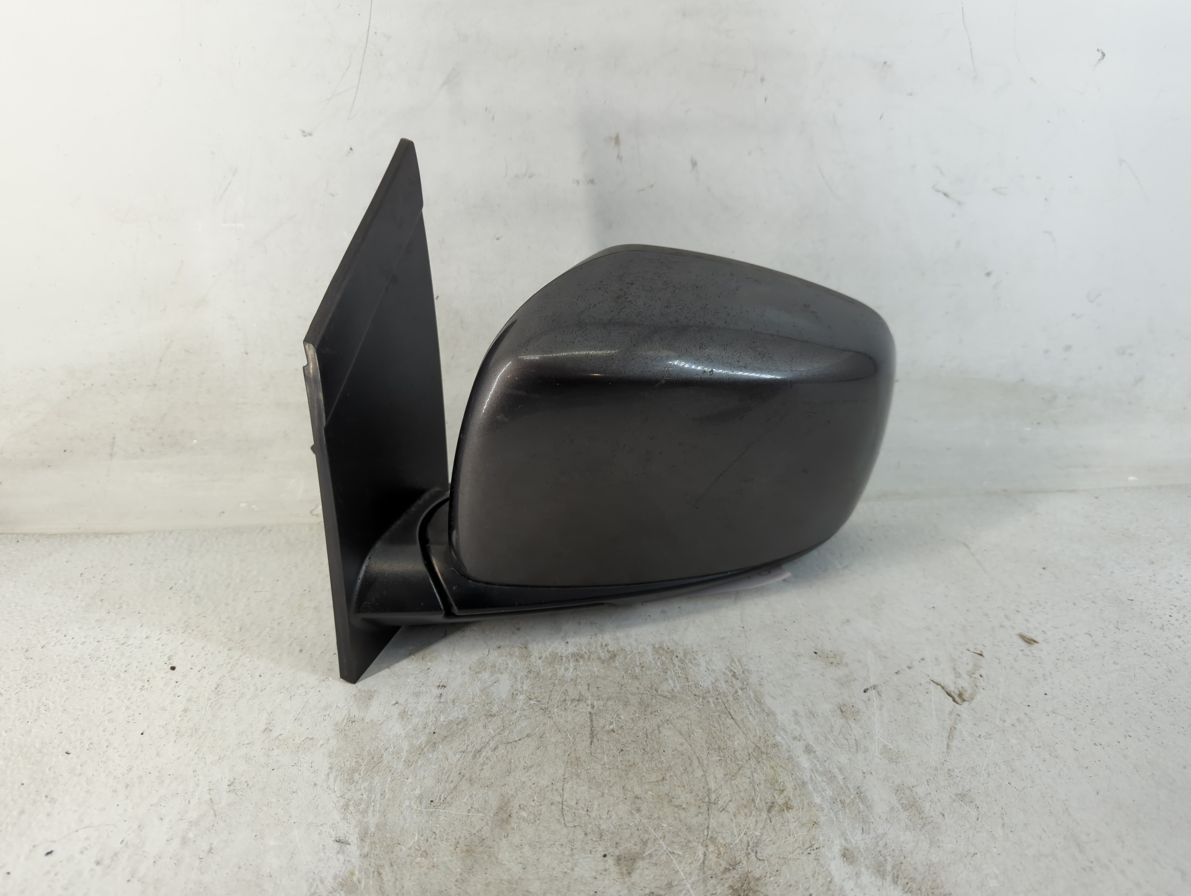Picture of Dodge Caravan Driver Left Side View Power Door Mirror Grey 811381