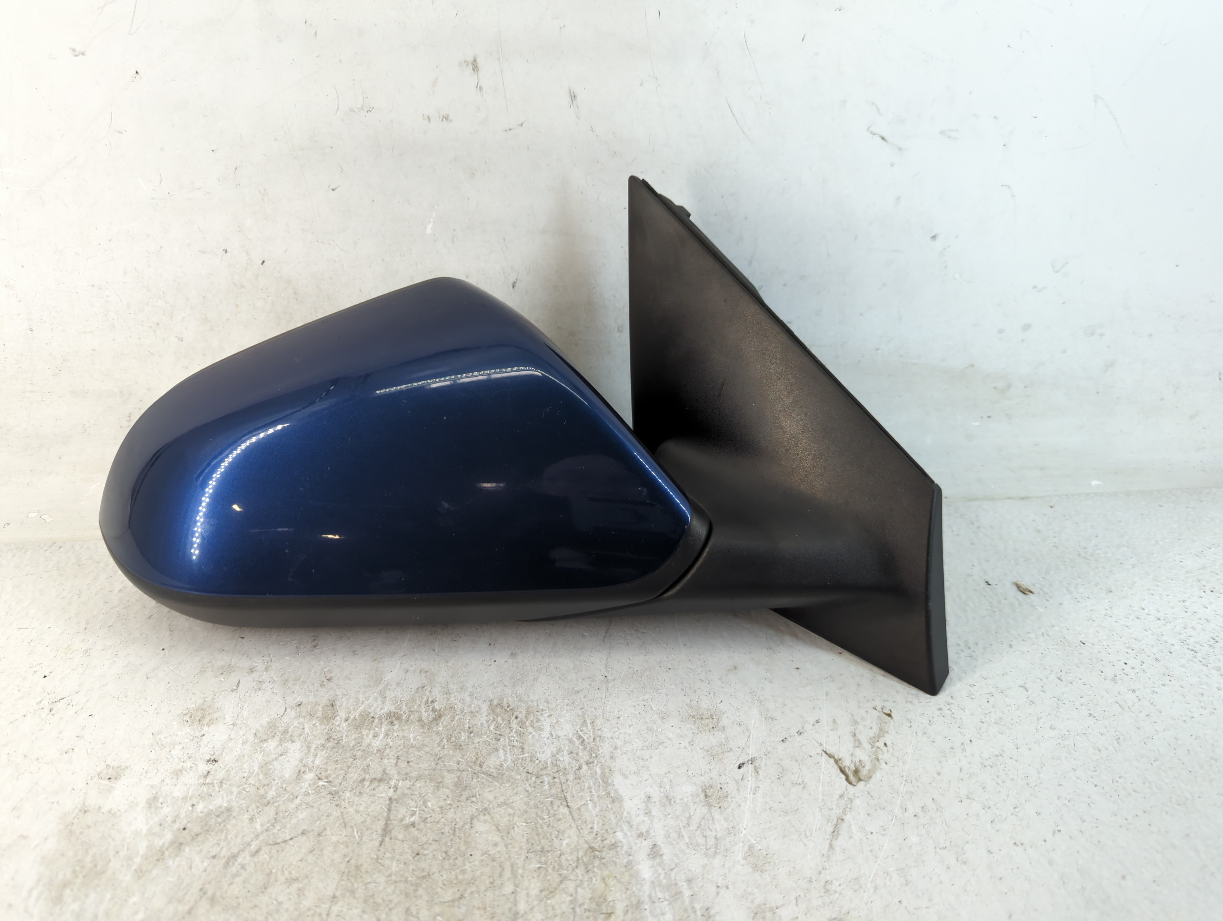 2018-2019 Hyundai Sonata Passenger Right Side View Power Door Mirror Blue 811569 - Oemusedautoparts1.com