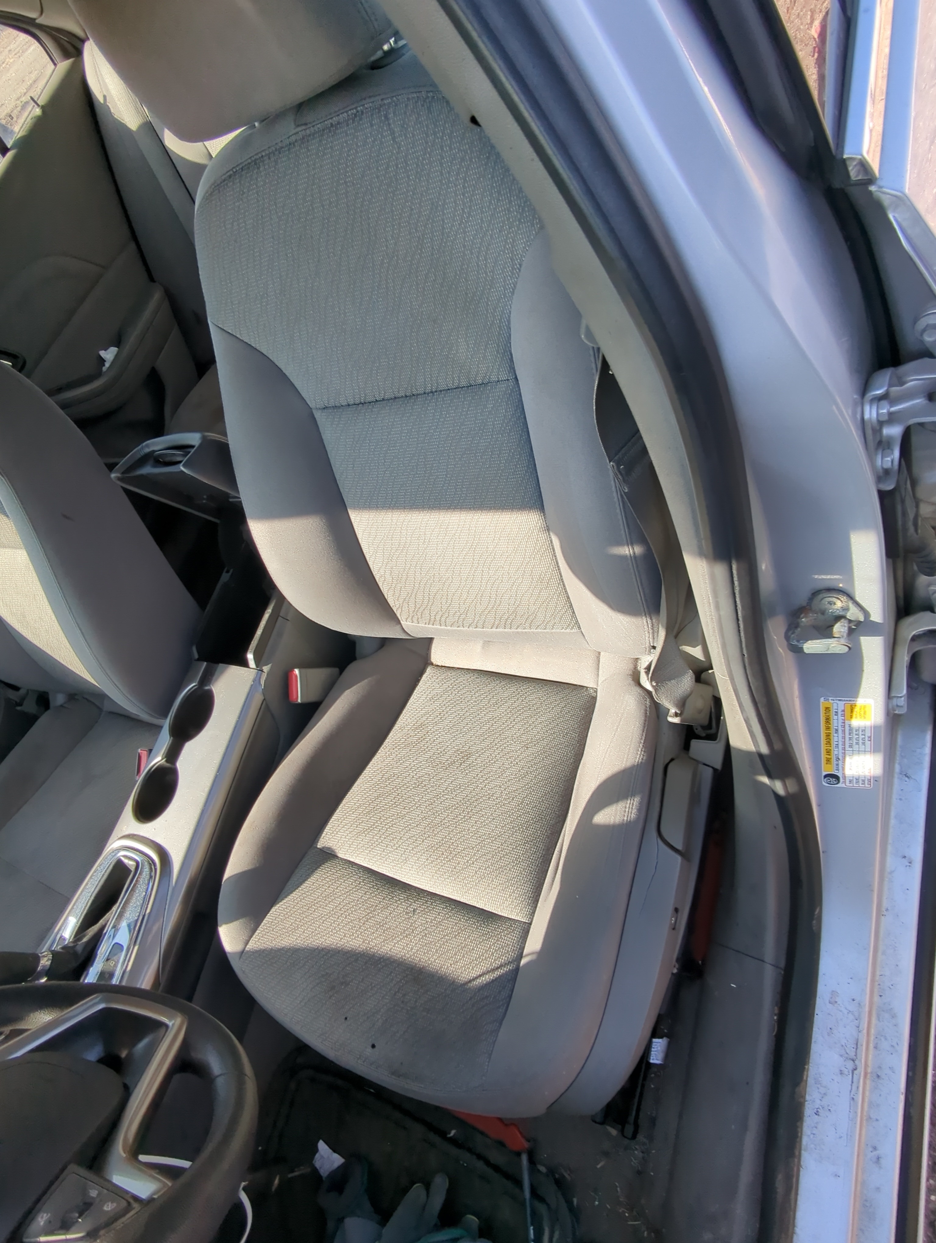 2013-2013 Chevrolet Malibu Driver Front Seat Oem 811758 - Oemusedautoparts1.com