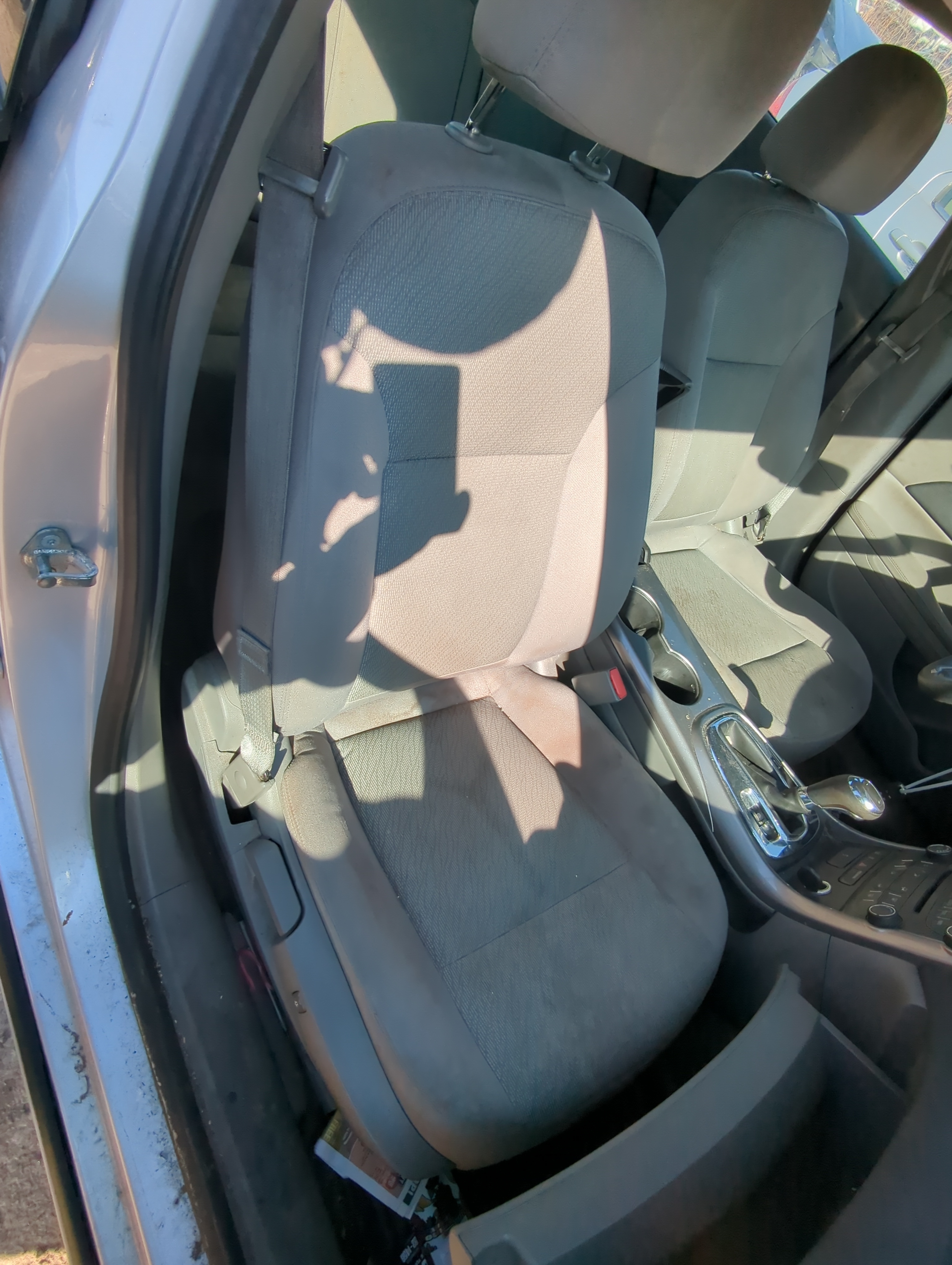 2013-2013 Chevrolet Malibu Passenger Front Seat Oem 811759 - Oemusedautoparts1.com
