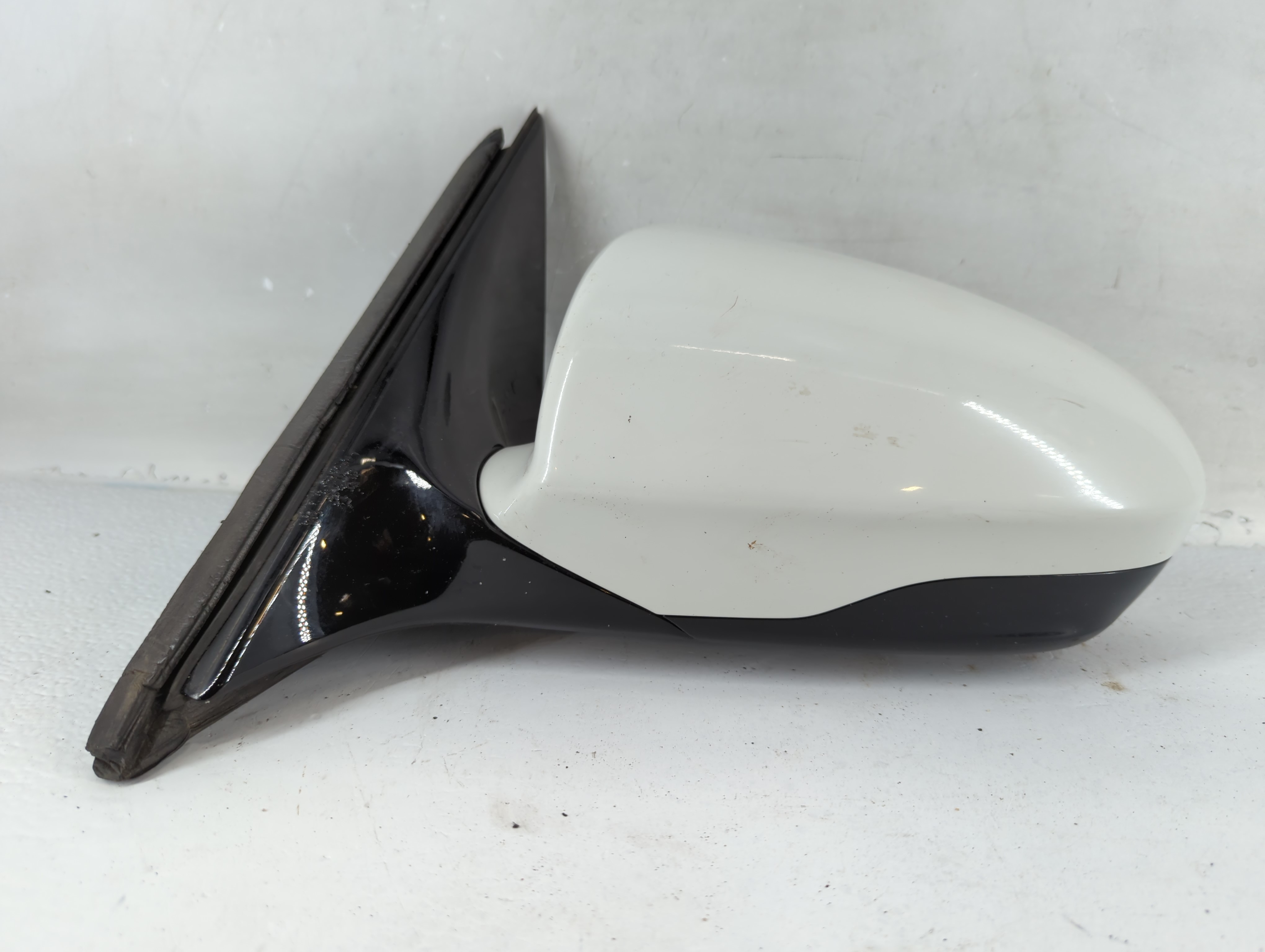 Picture of 2012-2016 Bmw M5 Driver Left Side View Power Door Mirror White 811813