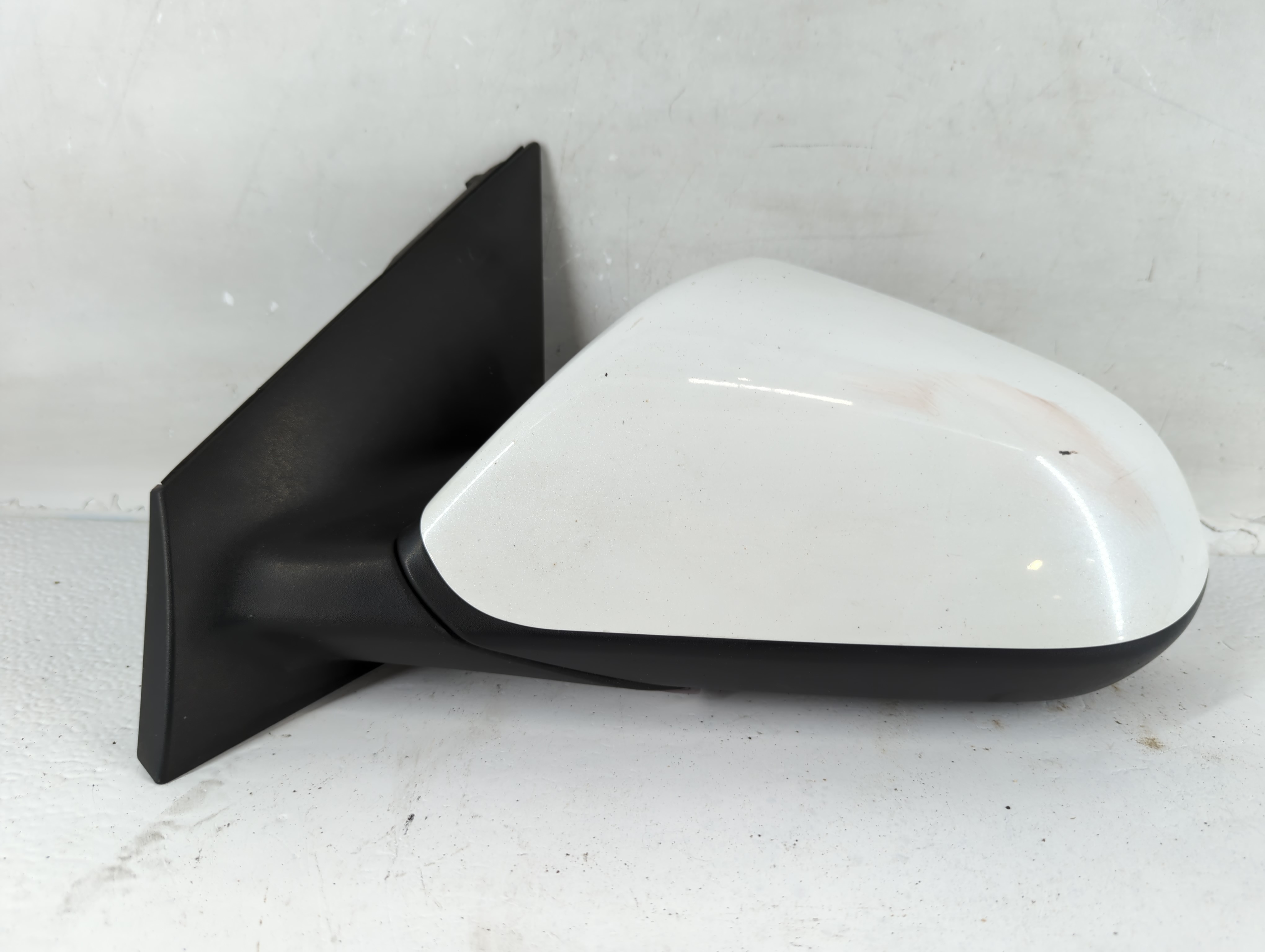 2015 Hyundai Sonata Driver Left Side View Power Door Mirror White 811816 - Oemusedautoparts1.com