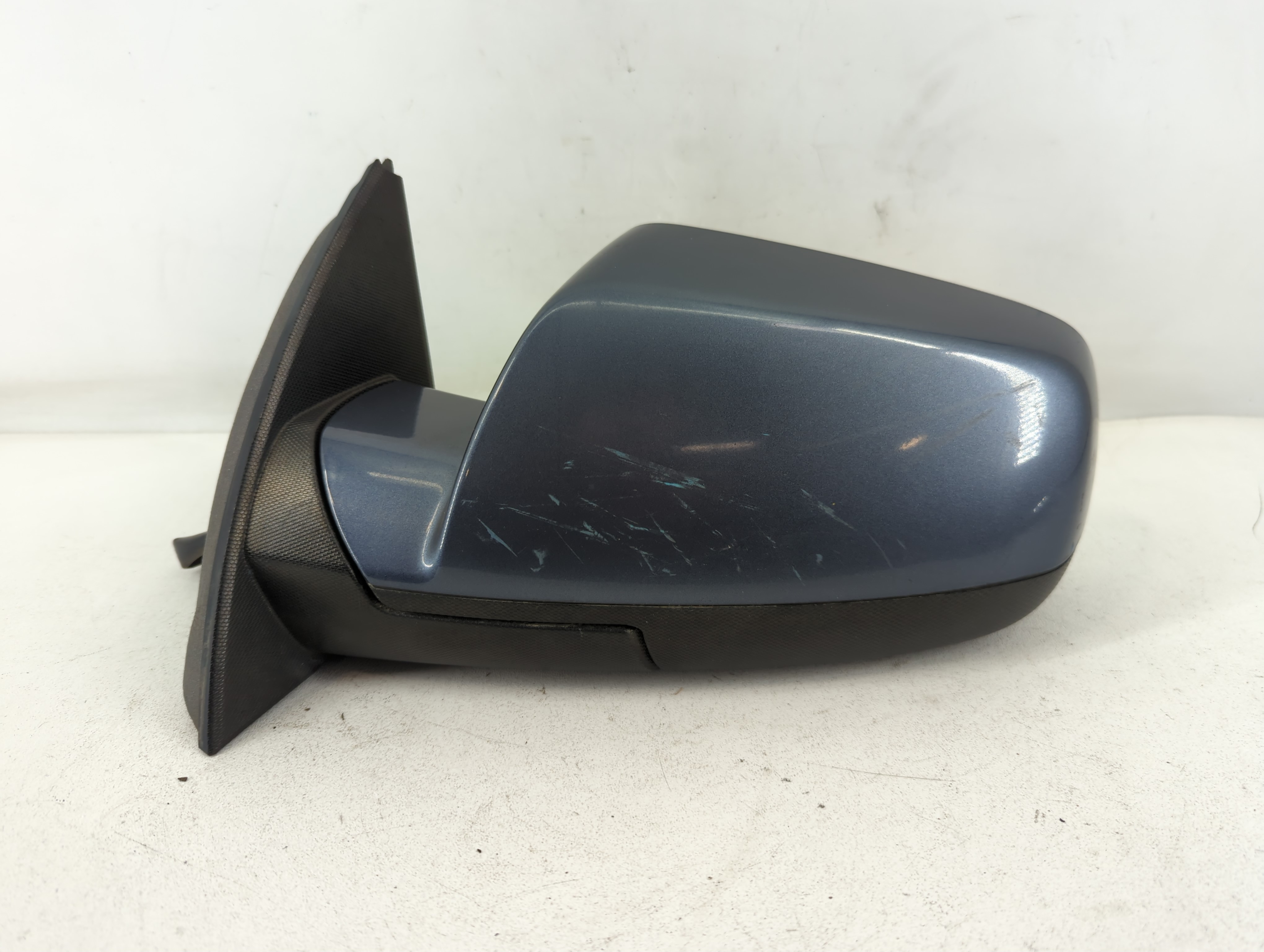2011-2014 Chevrolet Equinox Driver Left Side View Power Door Mirror Blue 812115 - Oemusedautoparts1.com