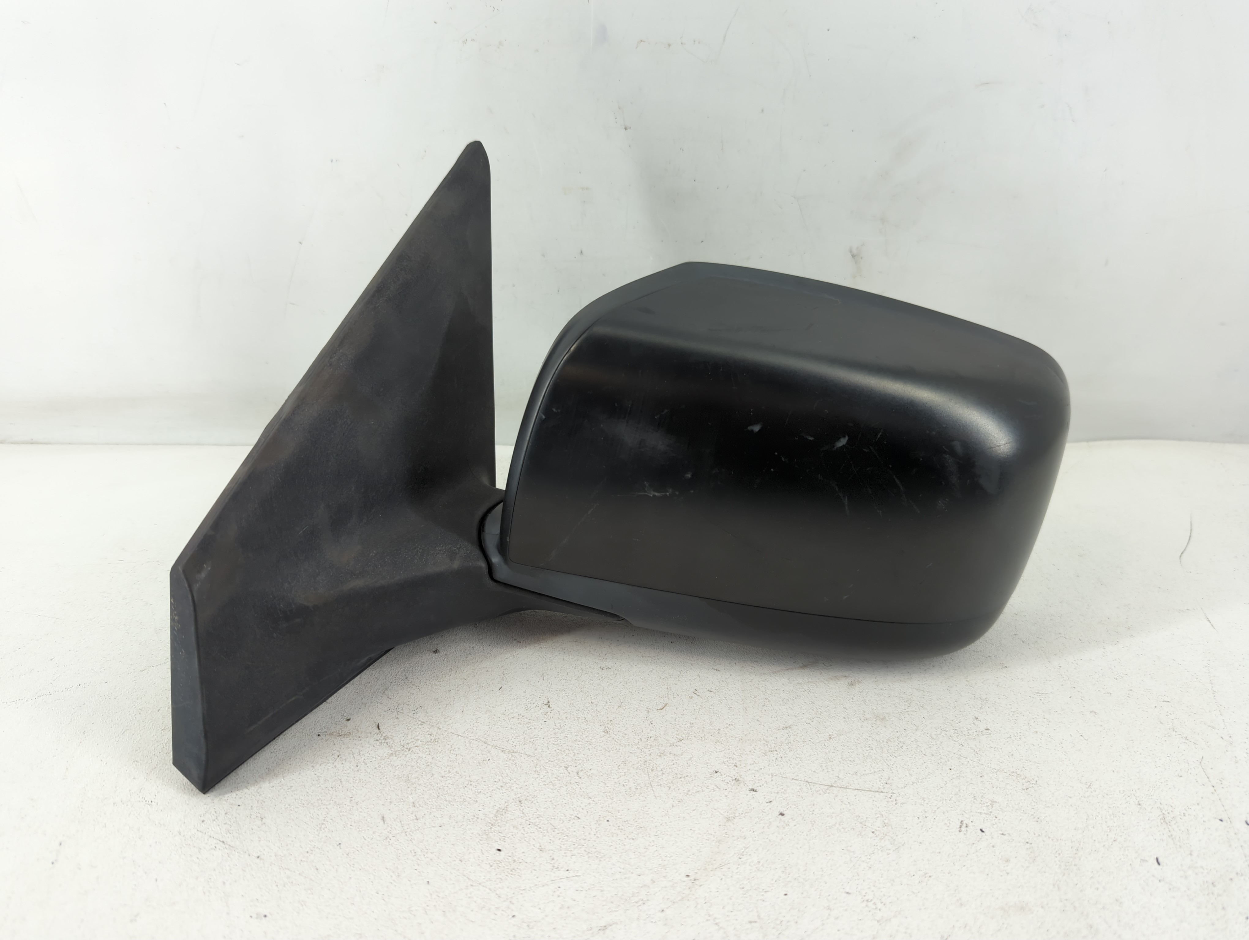 2008-2015 Nissan Rogue Driver Left Side View Power Door Mirror Black 812116 - Oemusedautoparts1.com