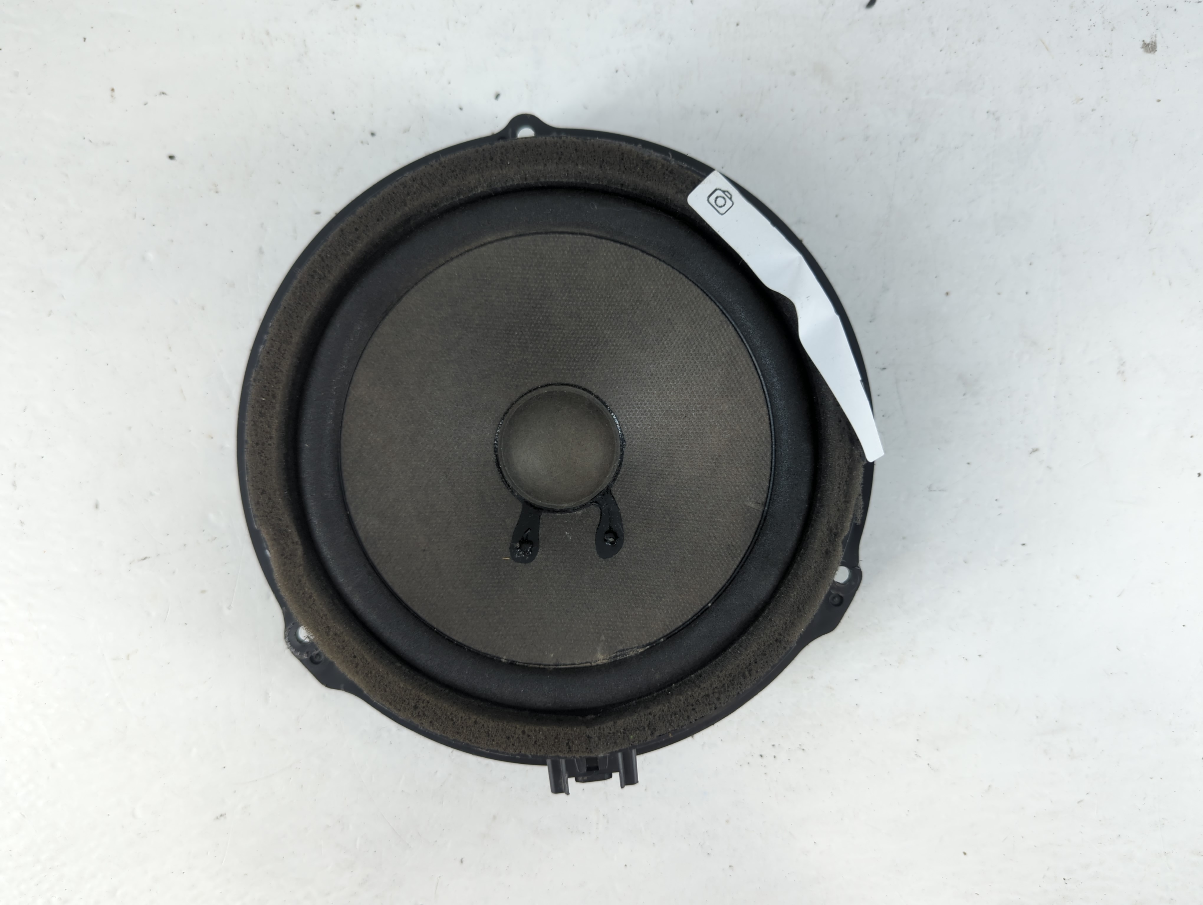 Picture of 2012 Ford Escape Speaker/subwoofer 812167