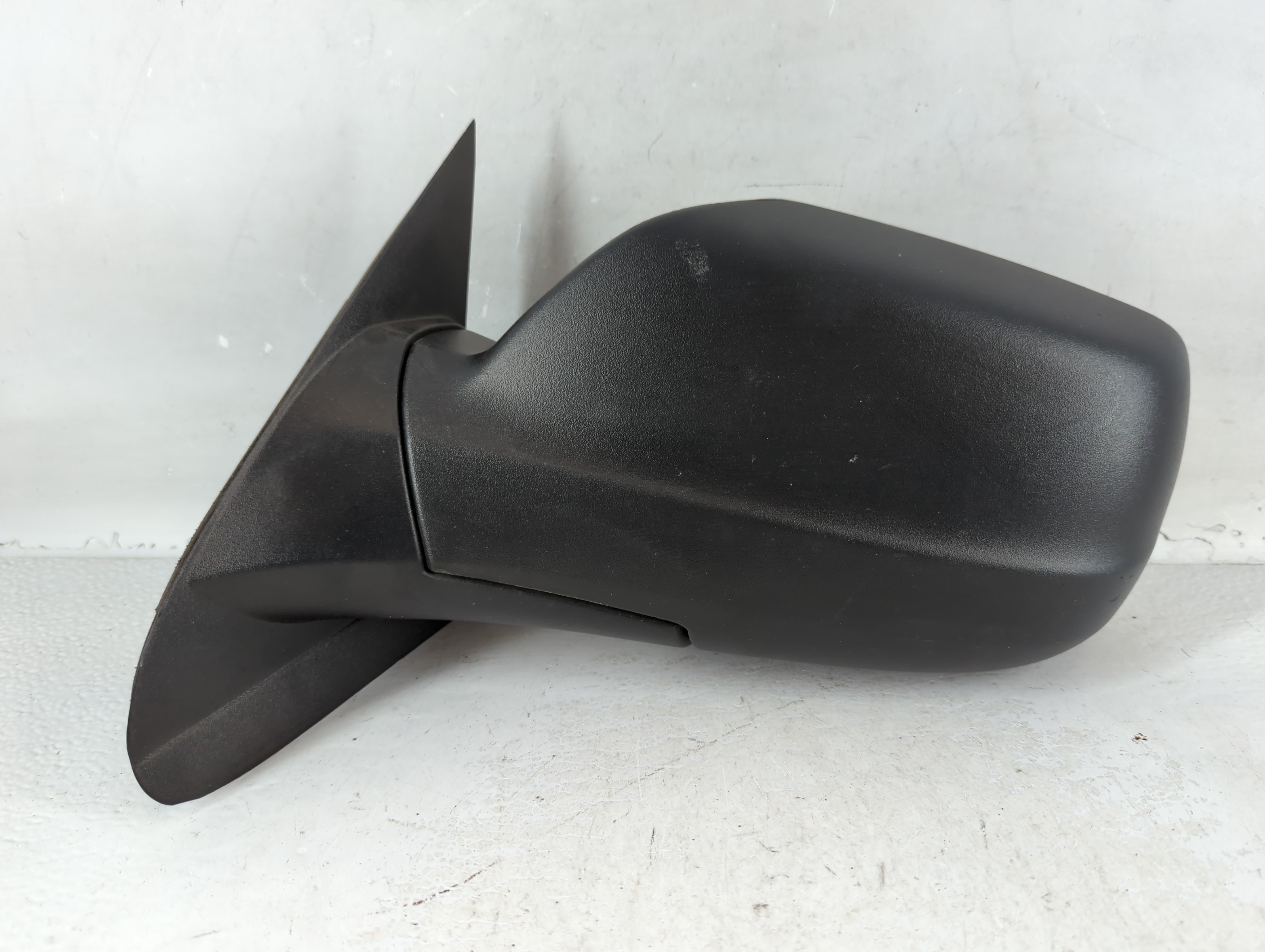 2005-2010 Jeep Grand Cherokee Driver Left Side View Power Door Mirror 812171 - Oemusedautoparts1.com