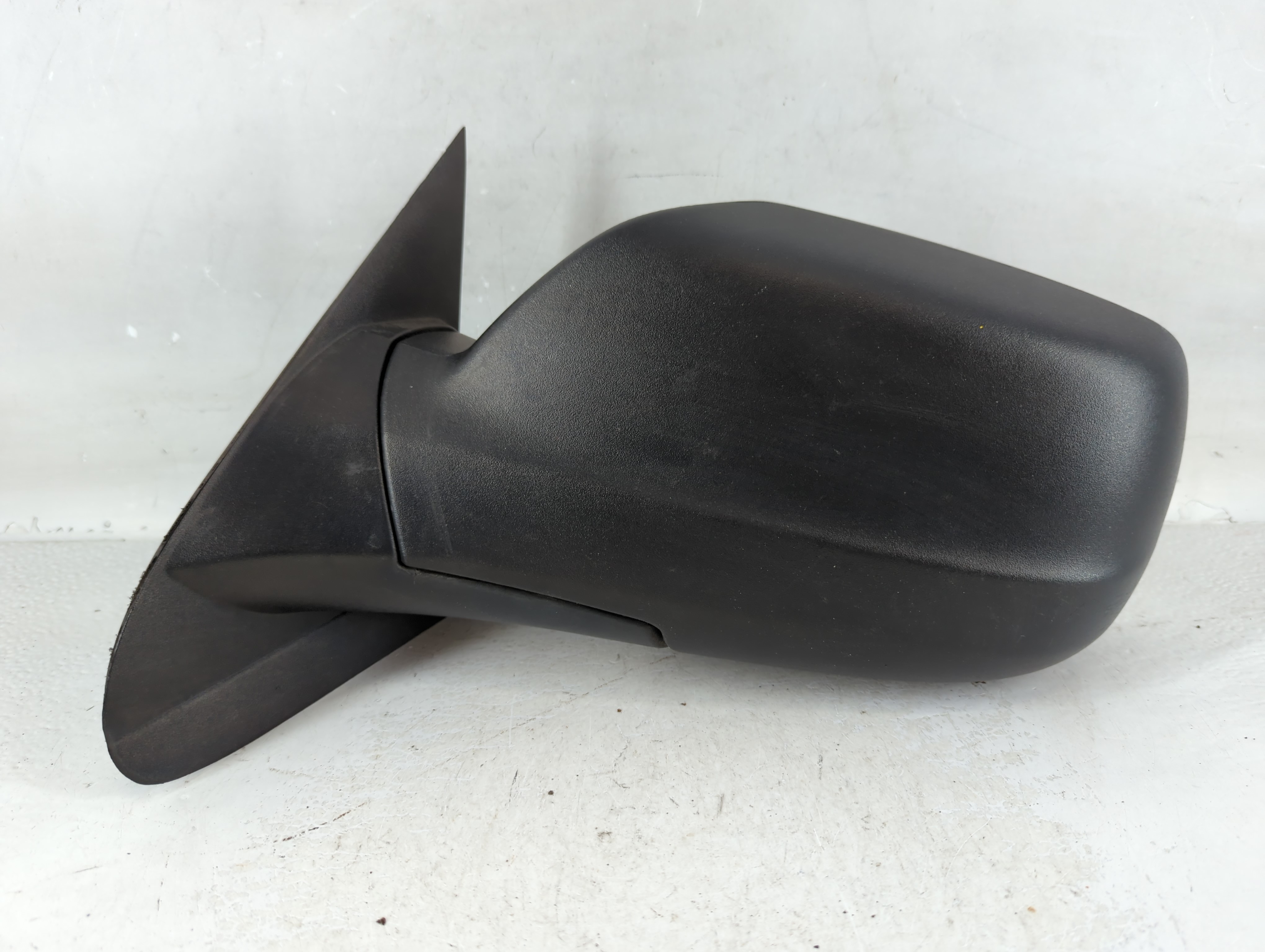 2005-2010 Jeep Grand Cherokee Driver Left Side View Power Door Mirror 812174 - Oemusedautoparts1.com