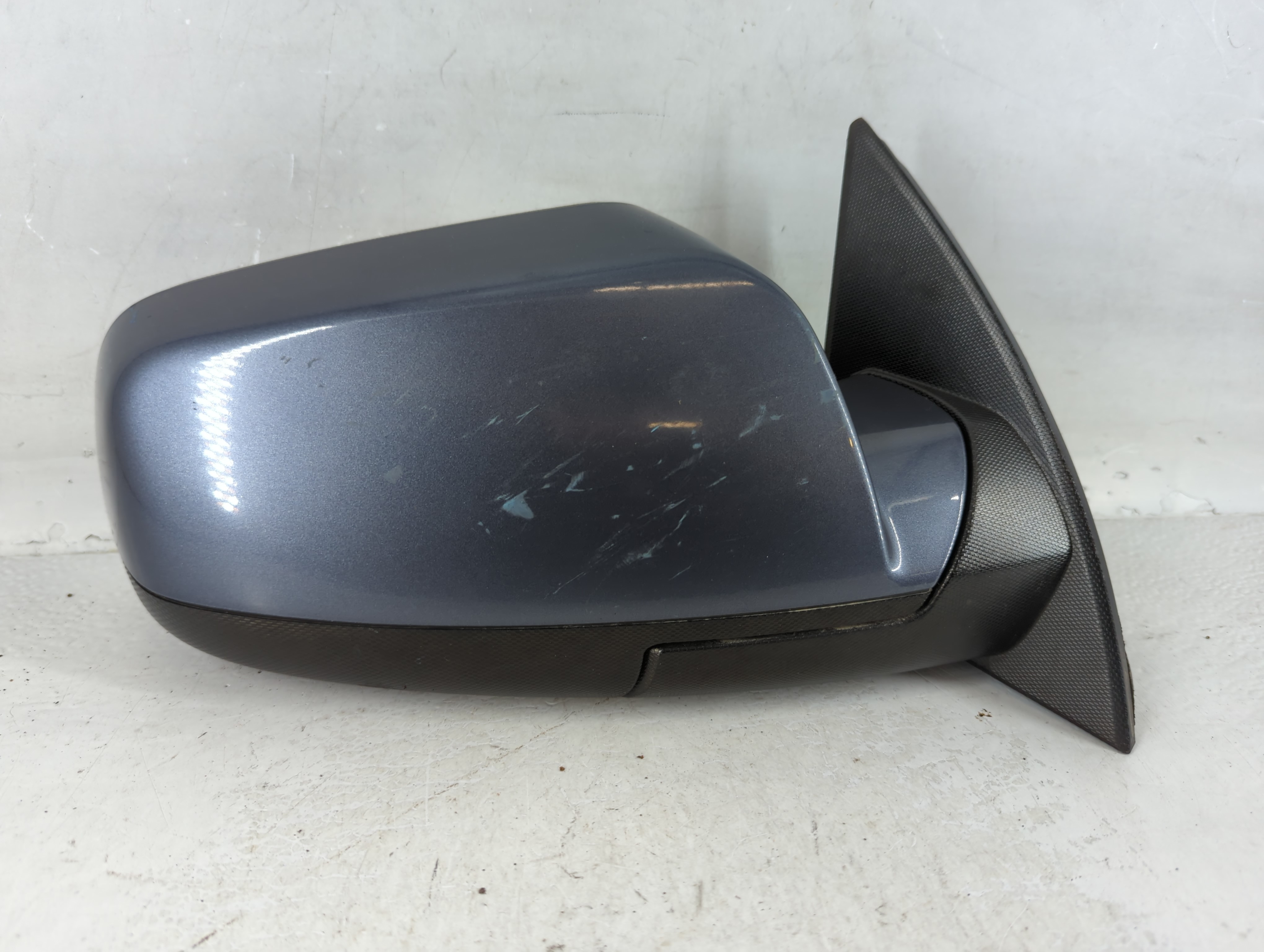 2011-2014 Chevrolet Equinox Passenger Right Side View Power Door Mirror 812193 - Oemusedautoparts1.com