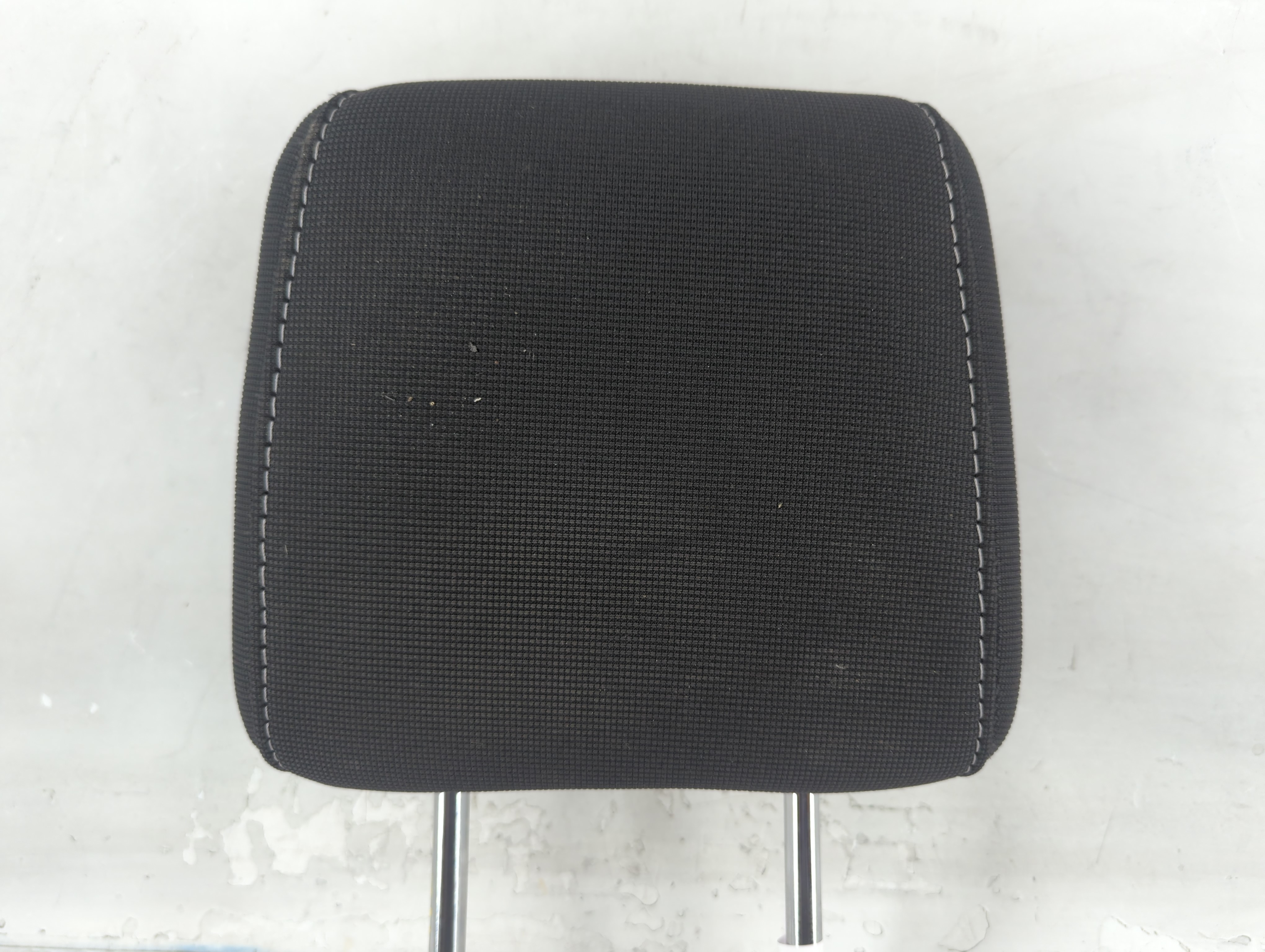 2013-2014 Ford Focus Headrest Head Rest Rear Seat Black 812196 - Oemusedautoparts1.com