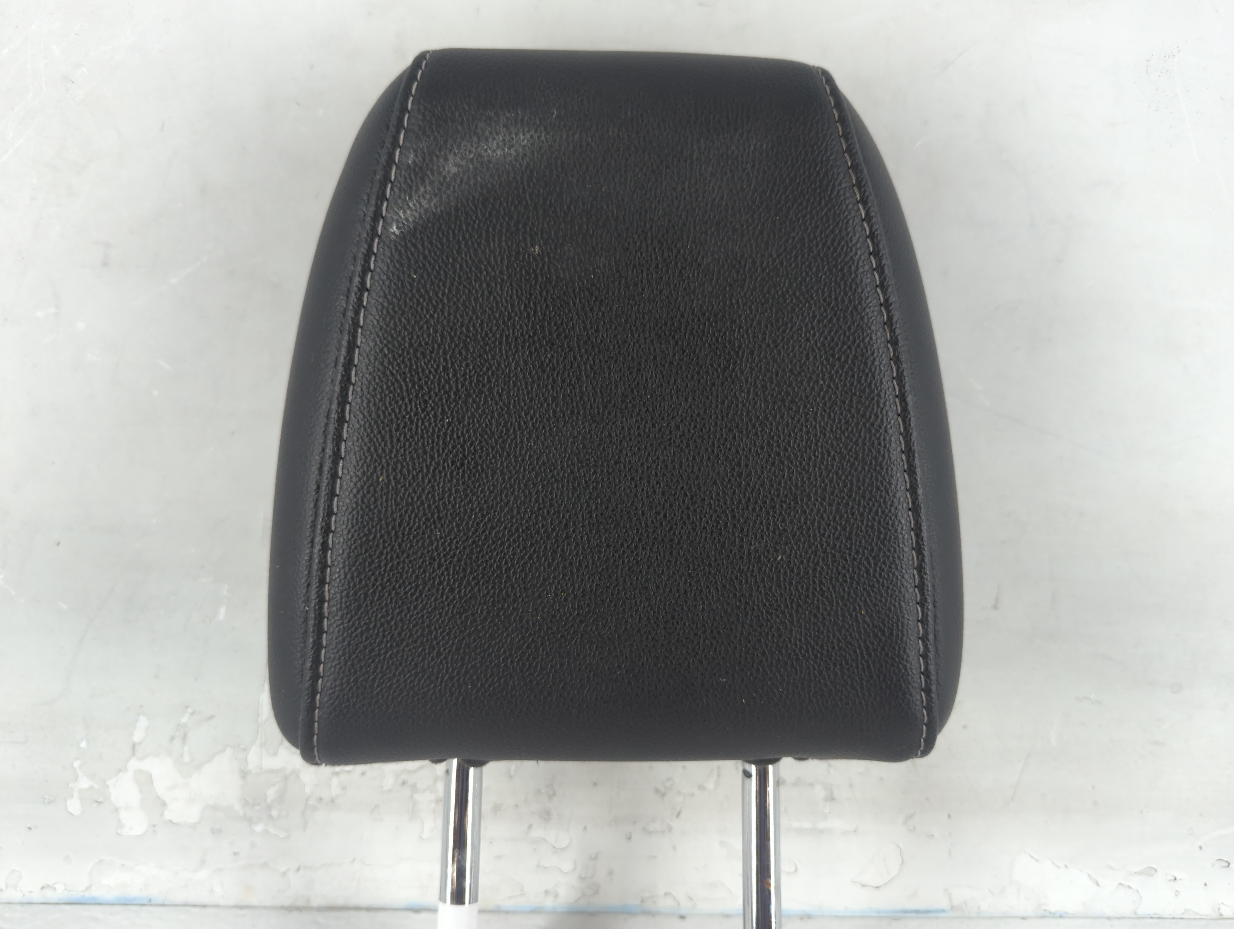 2013-2015 Ford Escape Headrest Head Rest Rear Seat Black 812198 - Oemusedautoparts1.com