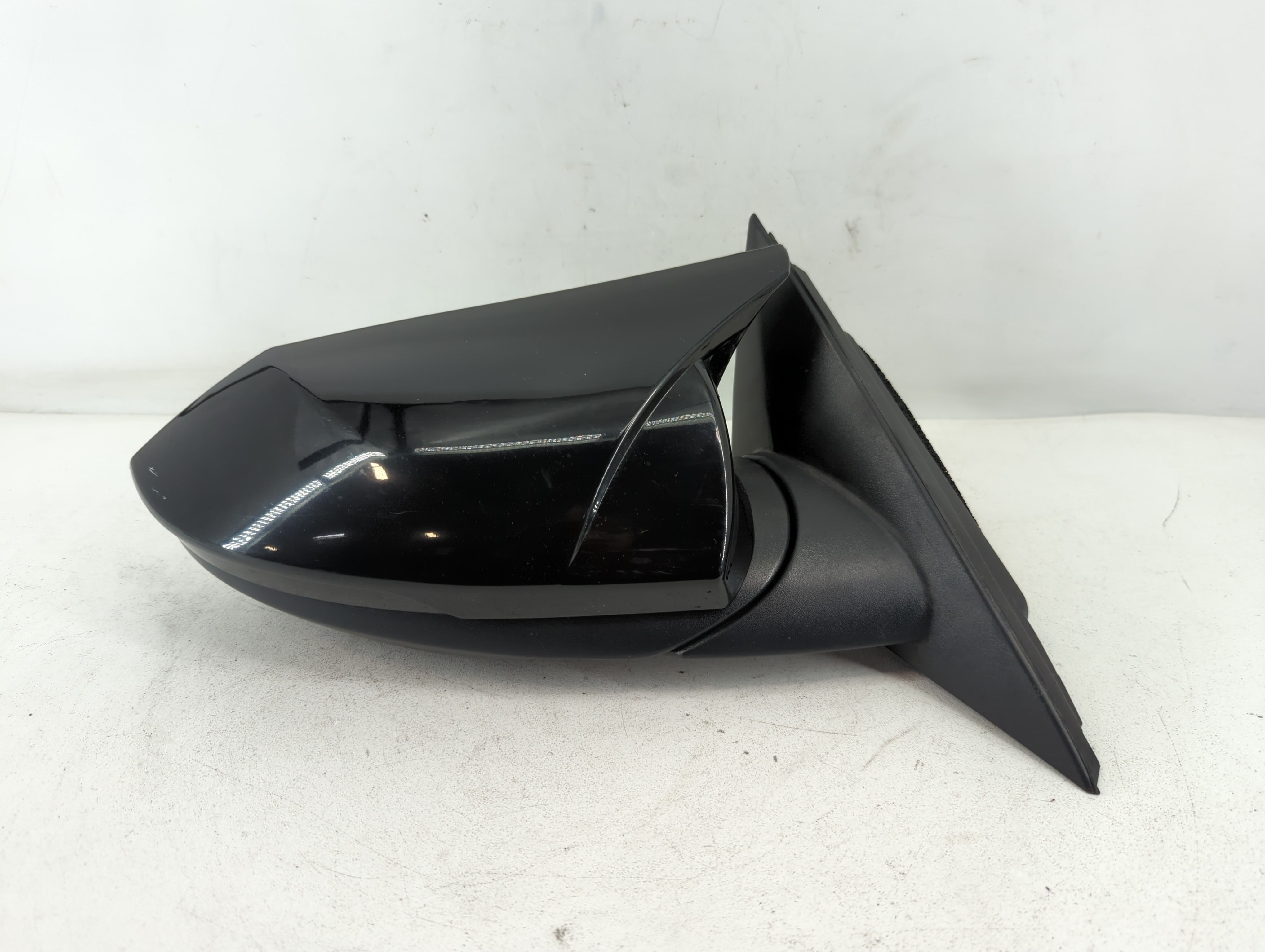 2021-2022 Hyundai Elantra Passenger Right Side View Power Door Mirror 812212 - Oemusedautoparts1.com